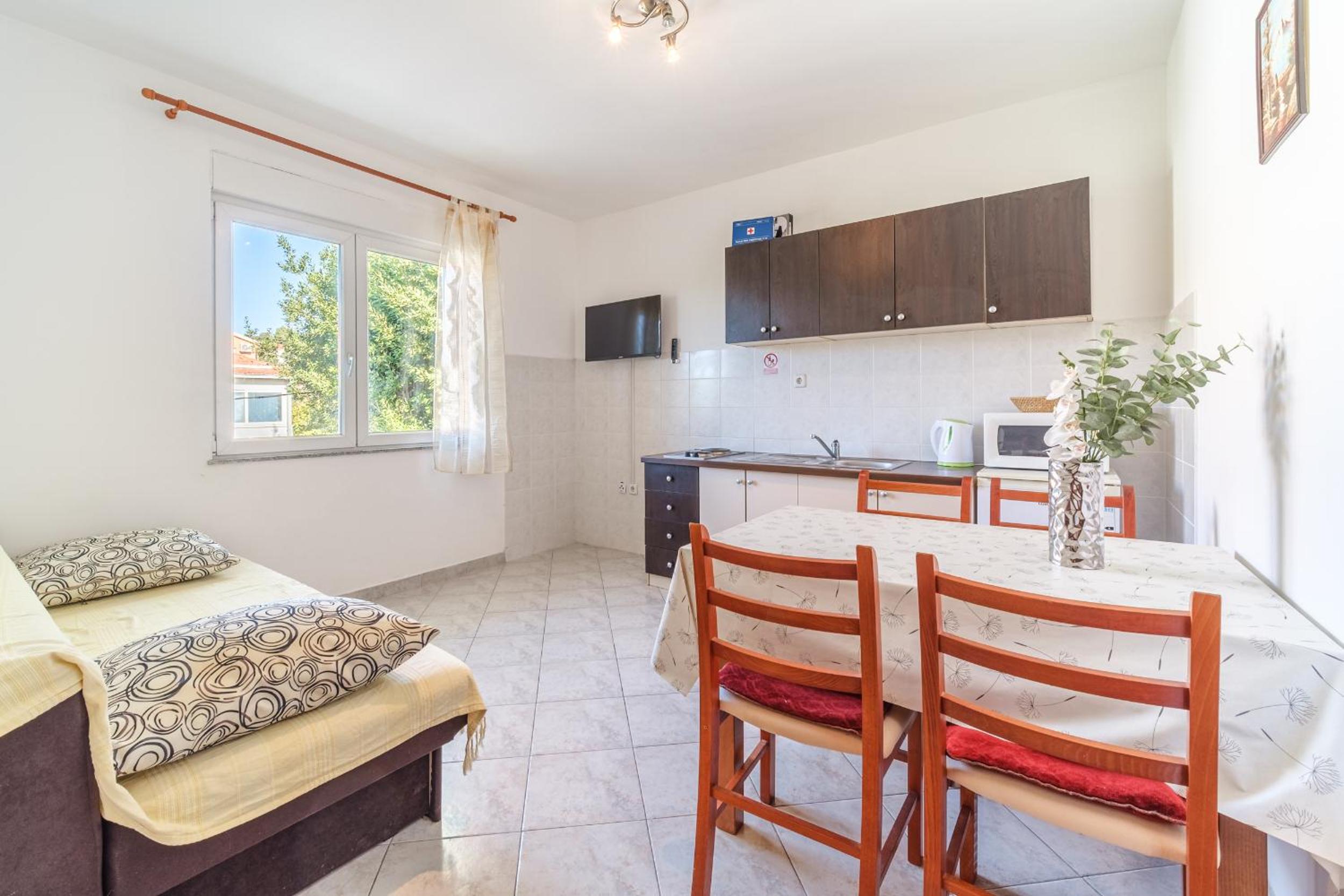Podstrana Vacations - Beach Haven - Property Image 1