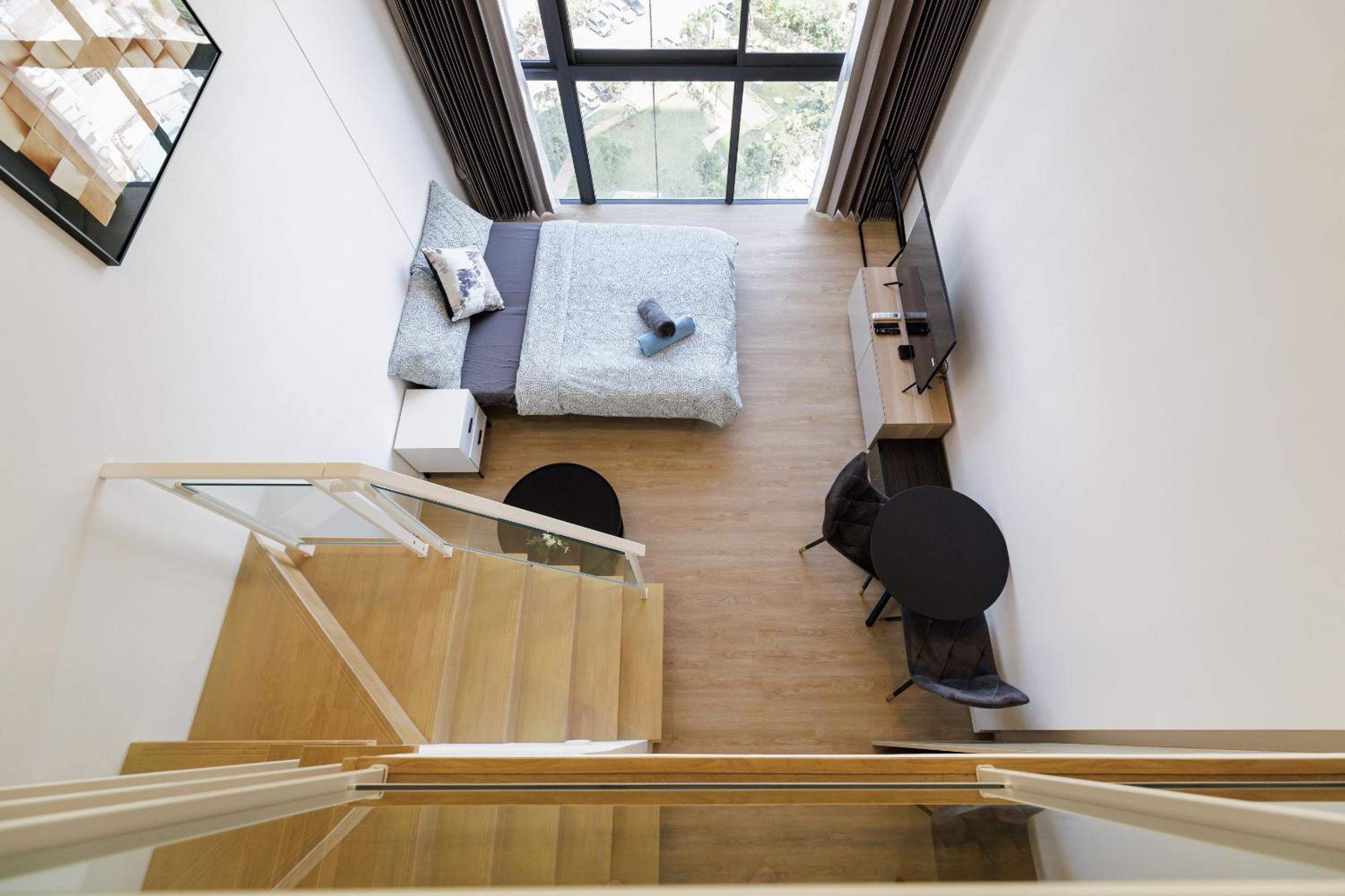 Loft Pool Superior Suite Near jodd Night Market 500mbps Wi-Fi Twin