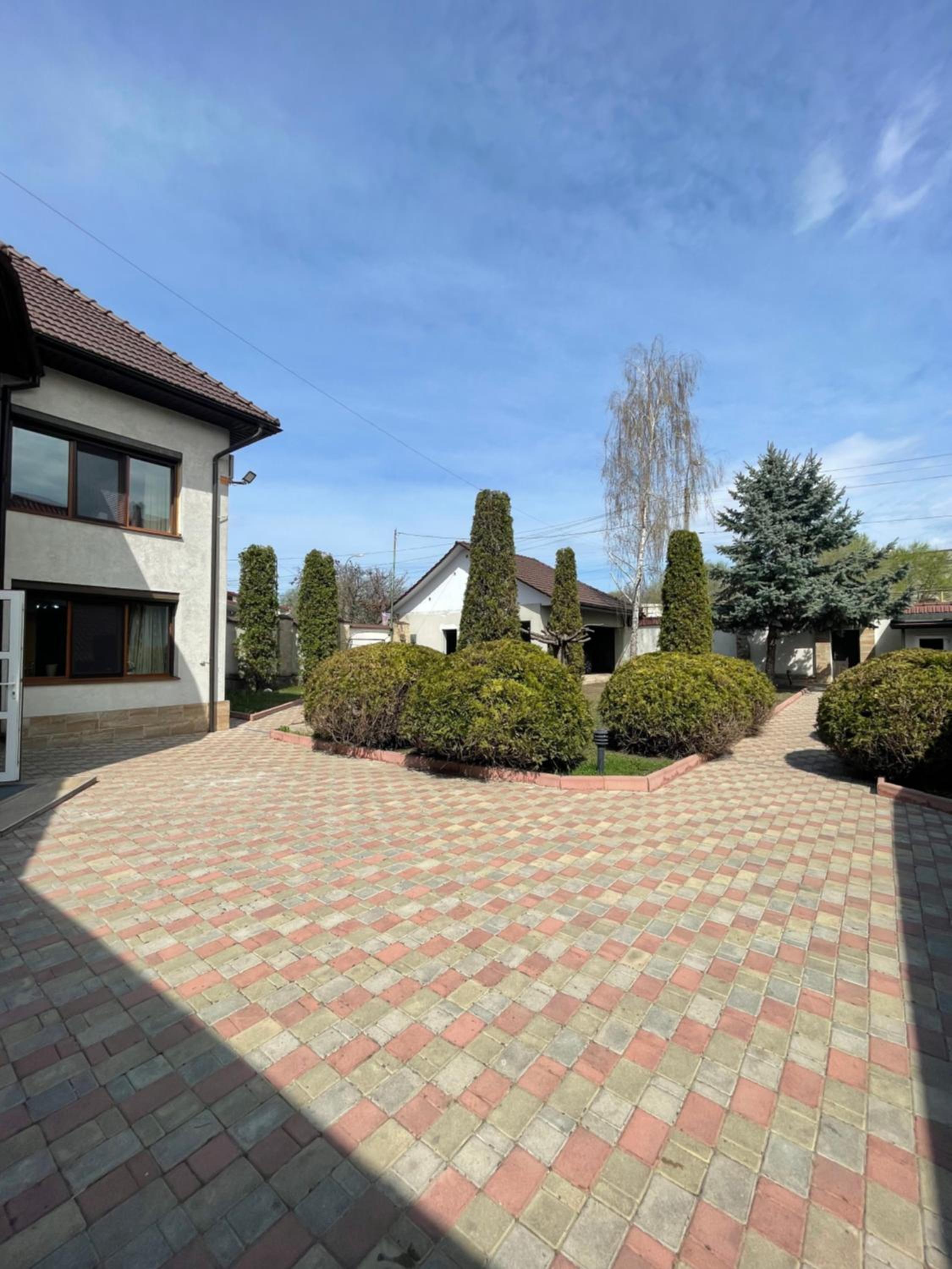 Grand Villa in City Centre