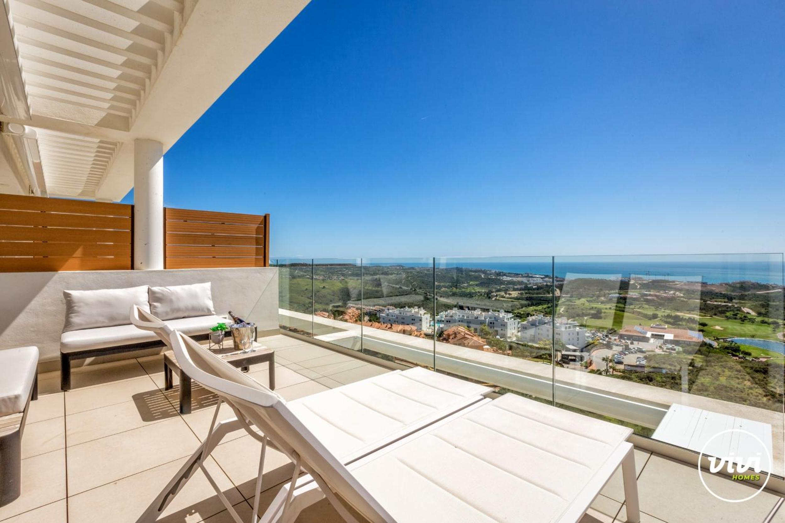 ViVi Homes - The Heights Pool, Gym, Sauna, Terrace & Sea View