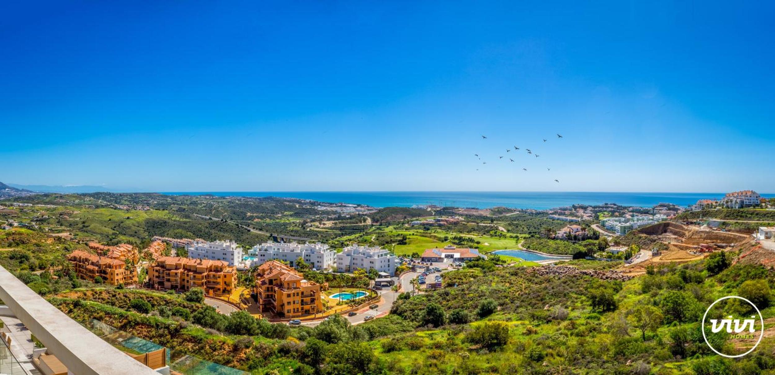 ViVi Homes - The Heights Pool, Gym, Sauna, Terrace & Sea View