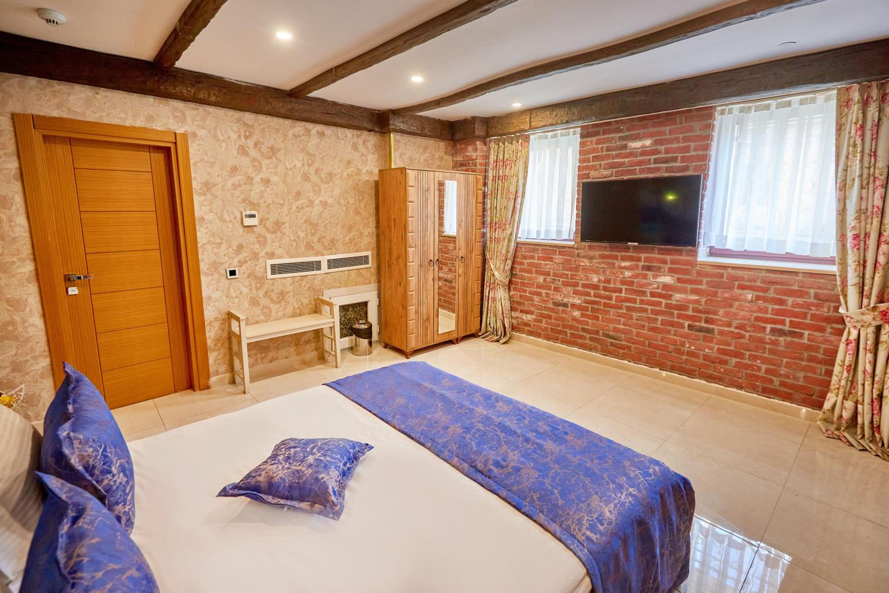 Ardey Otel - Image 193