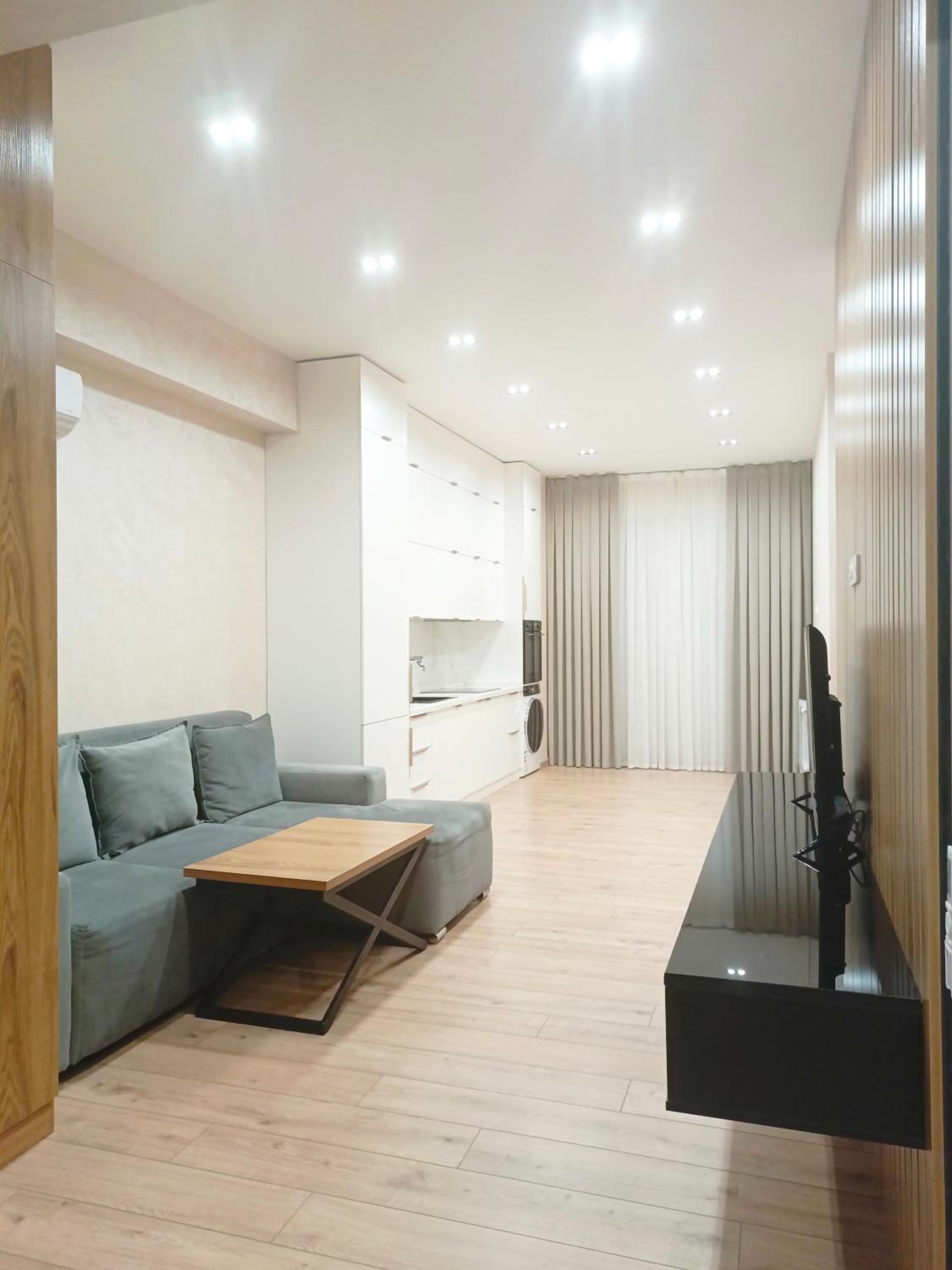 35-Story Landmark: Akay City Residence view 2