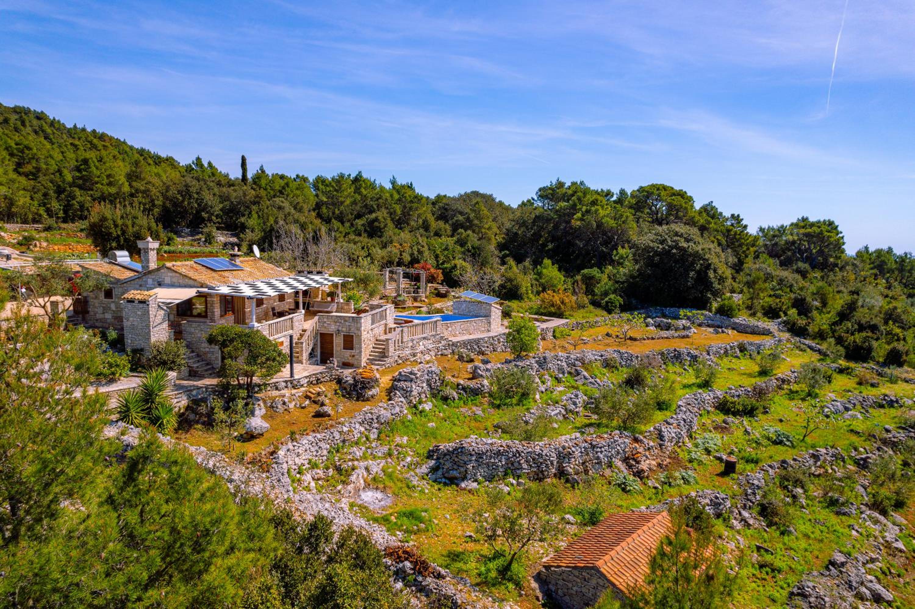 Eco holiday house Cive view 5