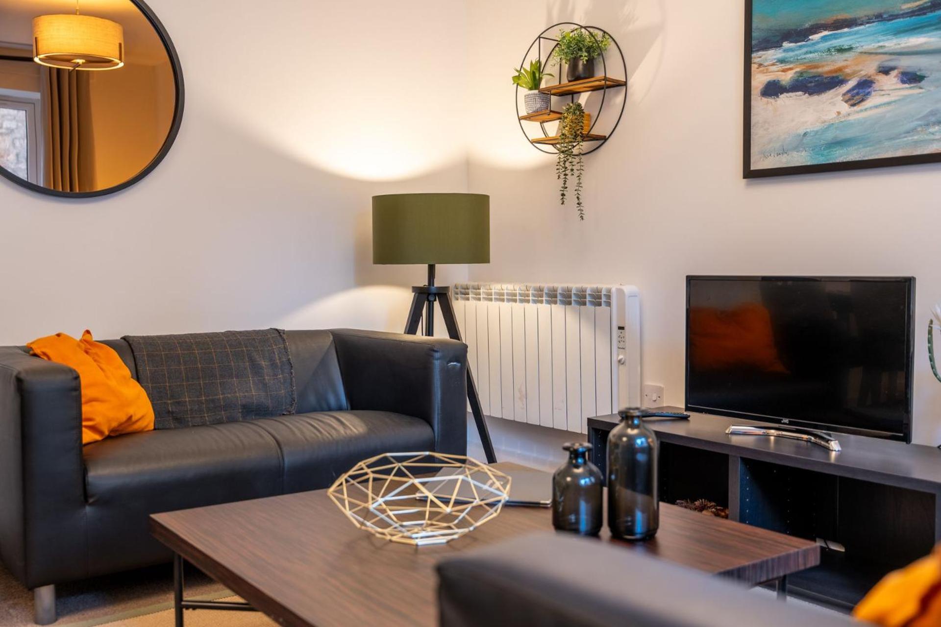 Bowmore Apartment