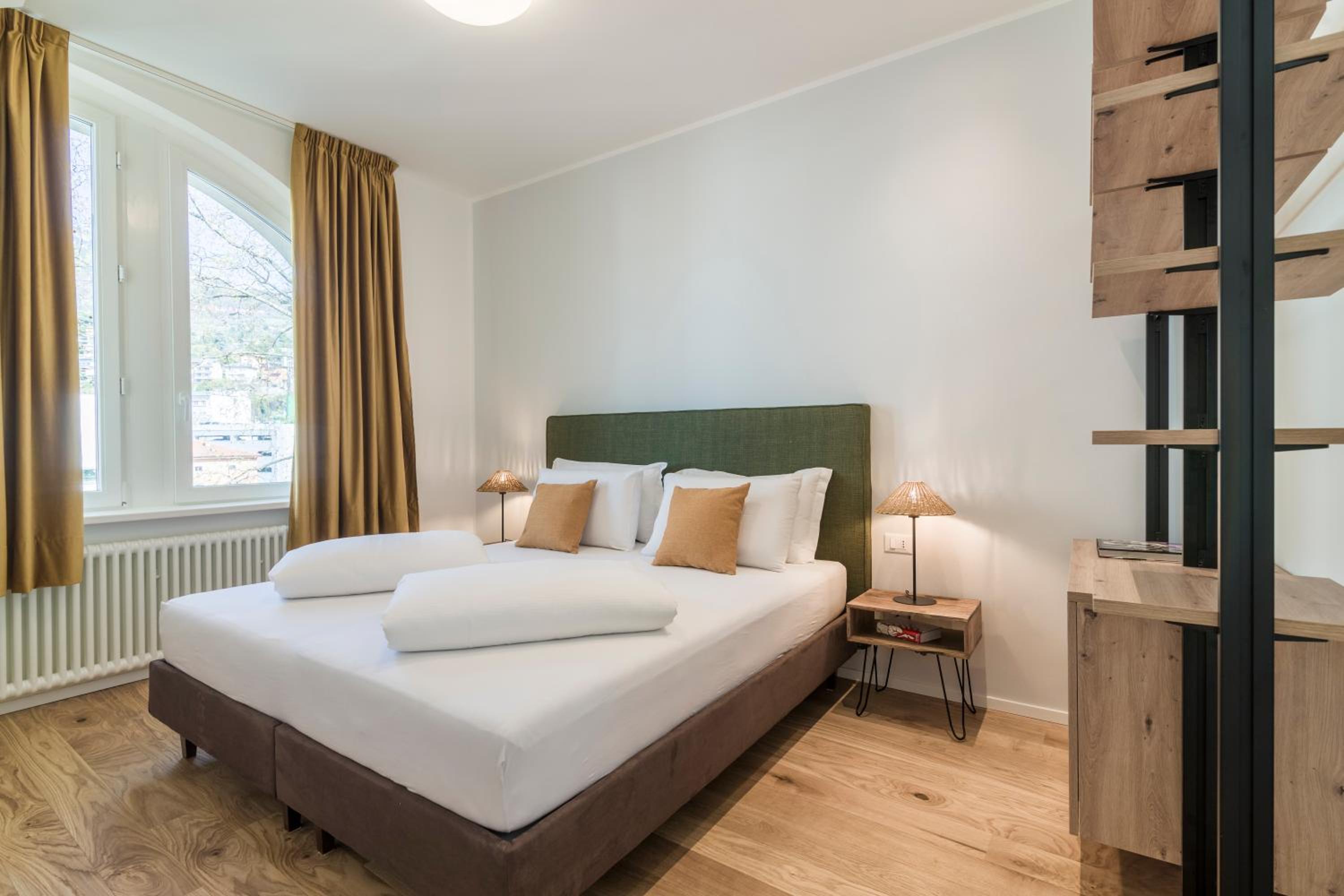 ELECTRIC Rooms & Suites view 5