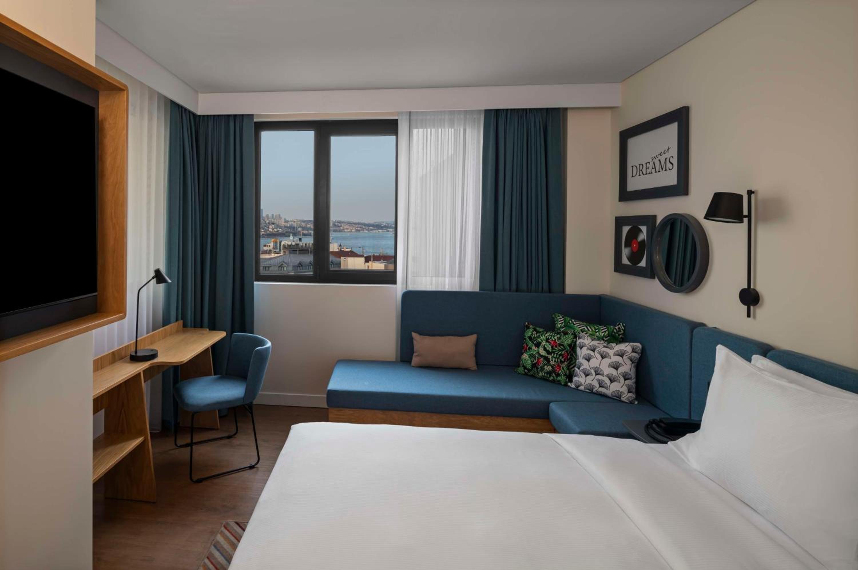 Hampton By Hilton İstanbul Sirkeci - Image 6
