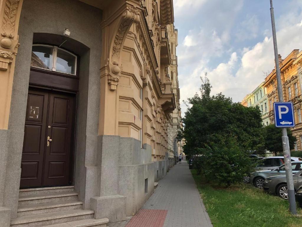 Cozy rooms, 10 min by walk to the Center