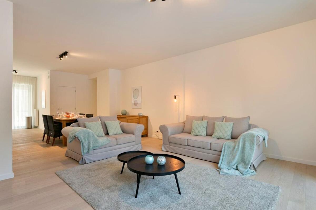 Luxurious new town-house at 100 meters from beach in prestigious O'Sea-project