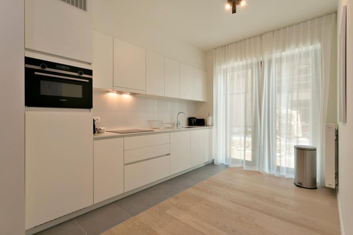 Luxurious new town-house at 100 meters from beach in prestigious O'Sea-project