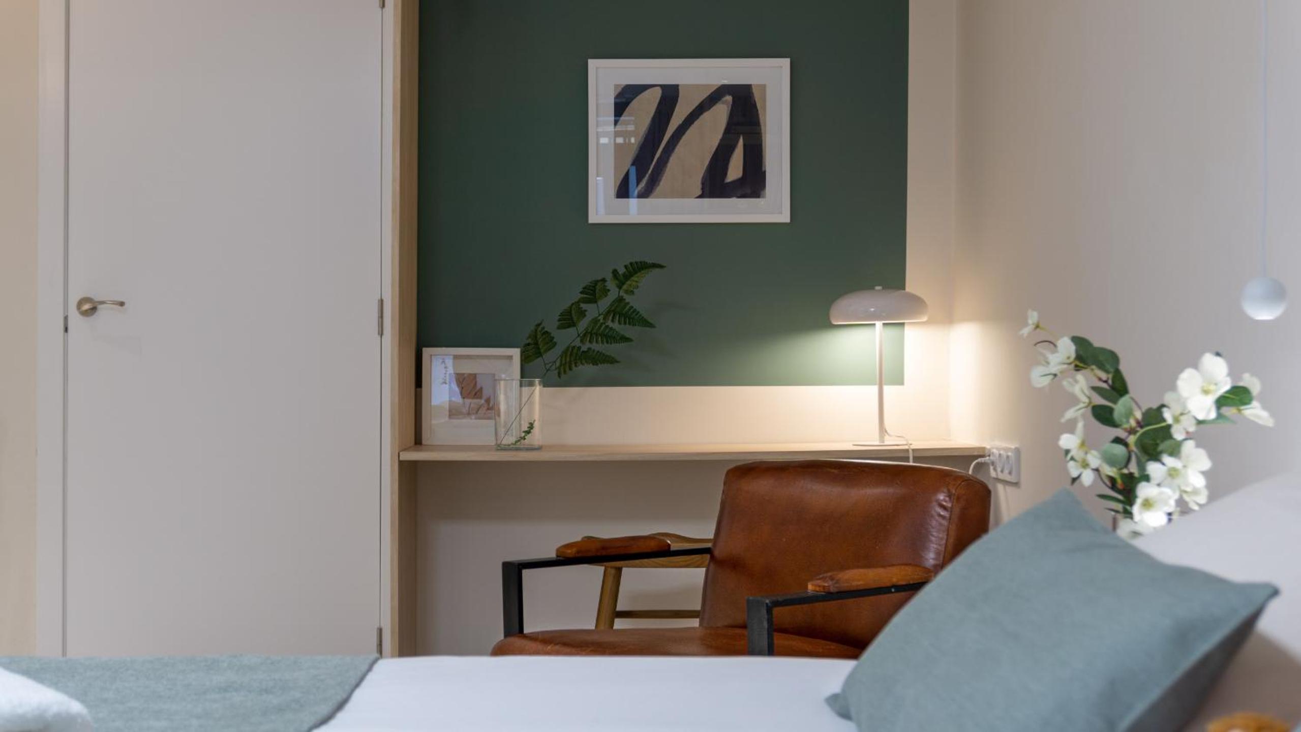 hotel room