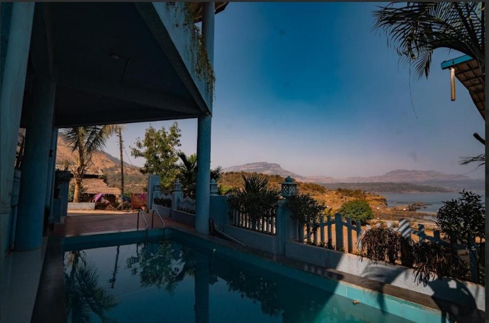 Garnet Manor Villa