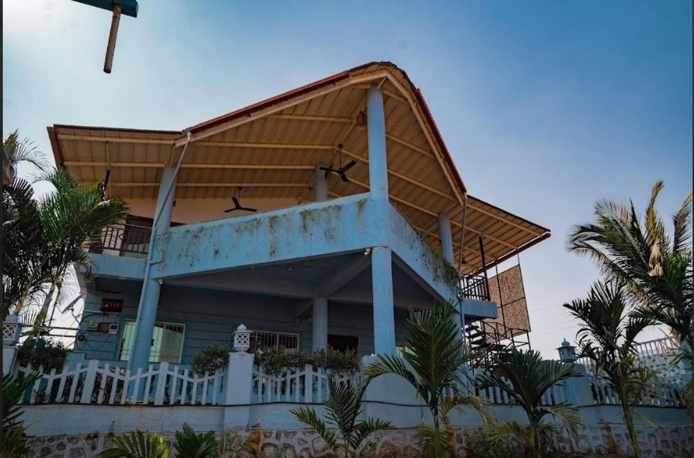 Garnet Manor Villa