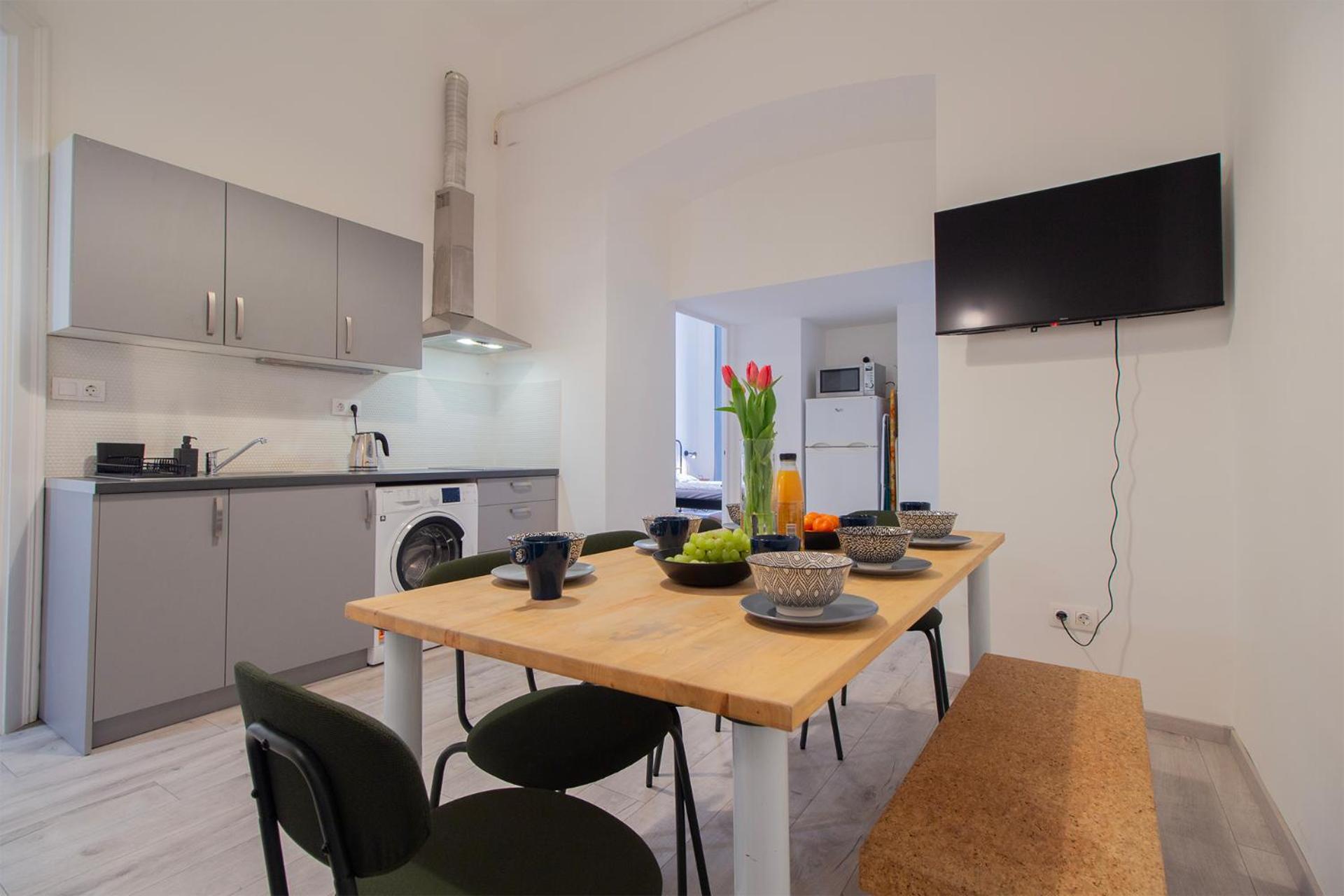 Dohány Apartment with 3BEDROOM 1,5BATH - 9PEOPLE view 5