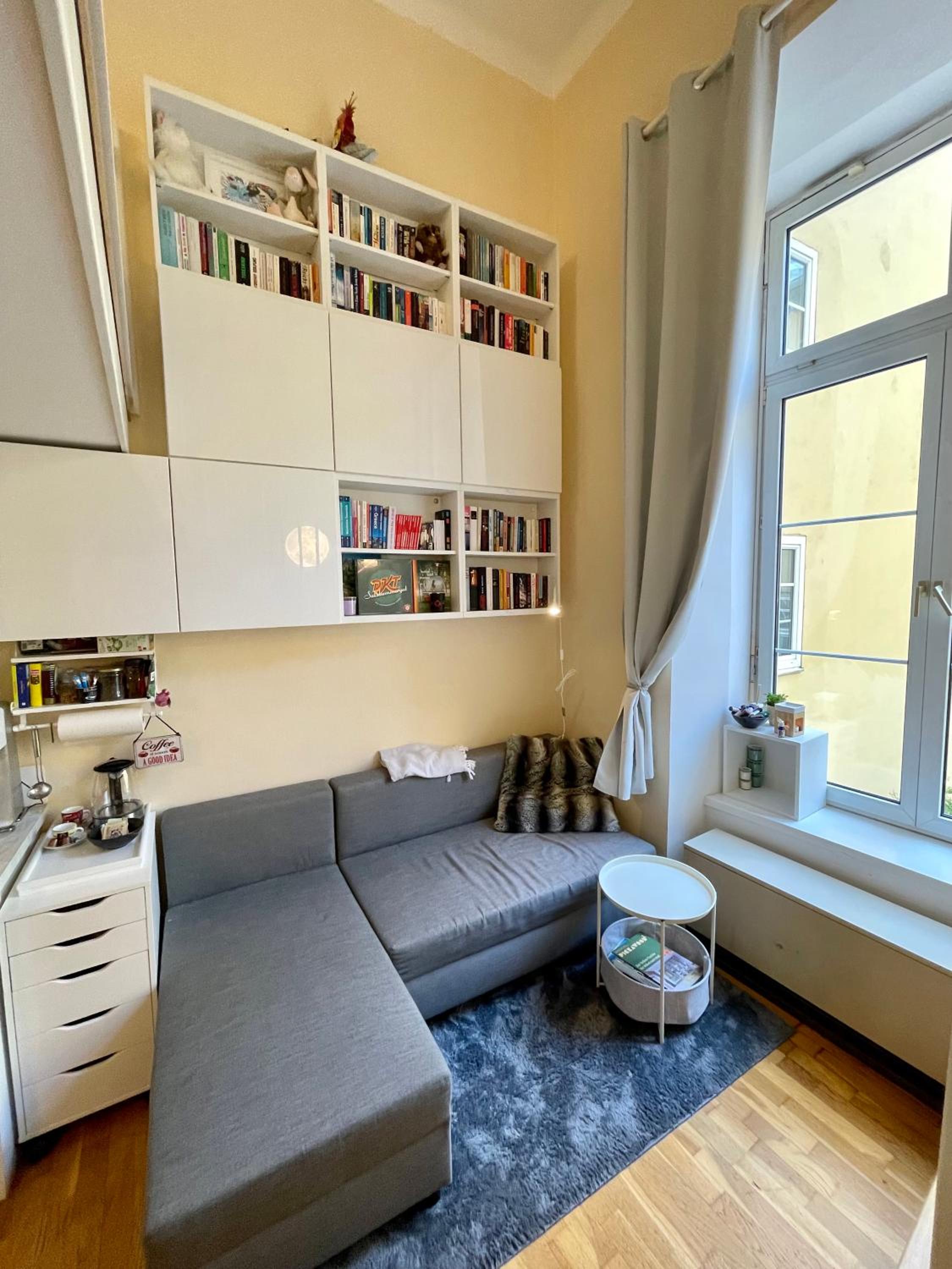 Cute, Quiet and Central - Self Check In