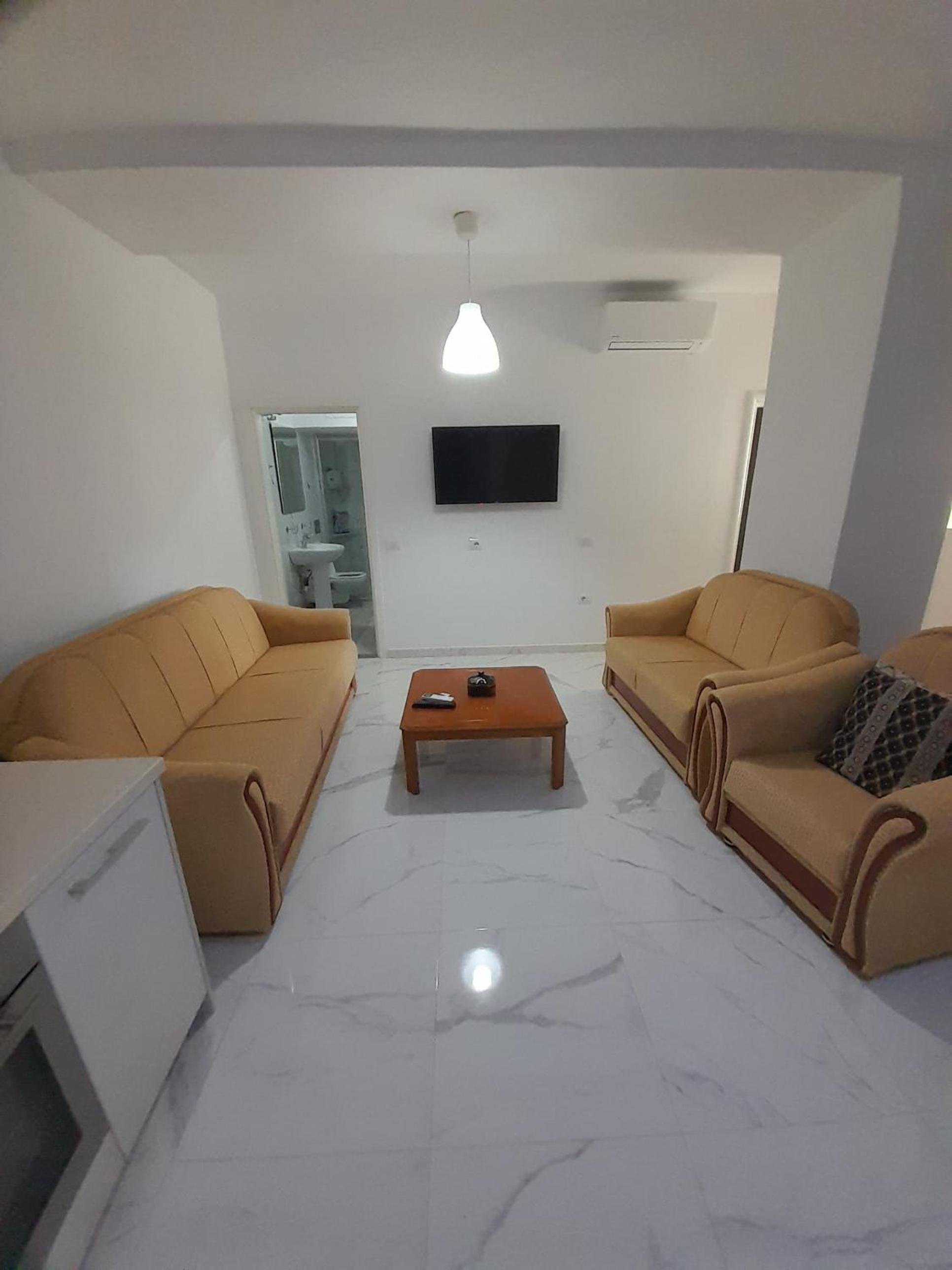 Petrit Apartments