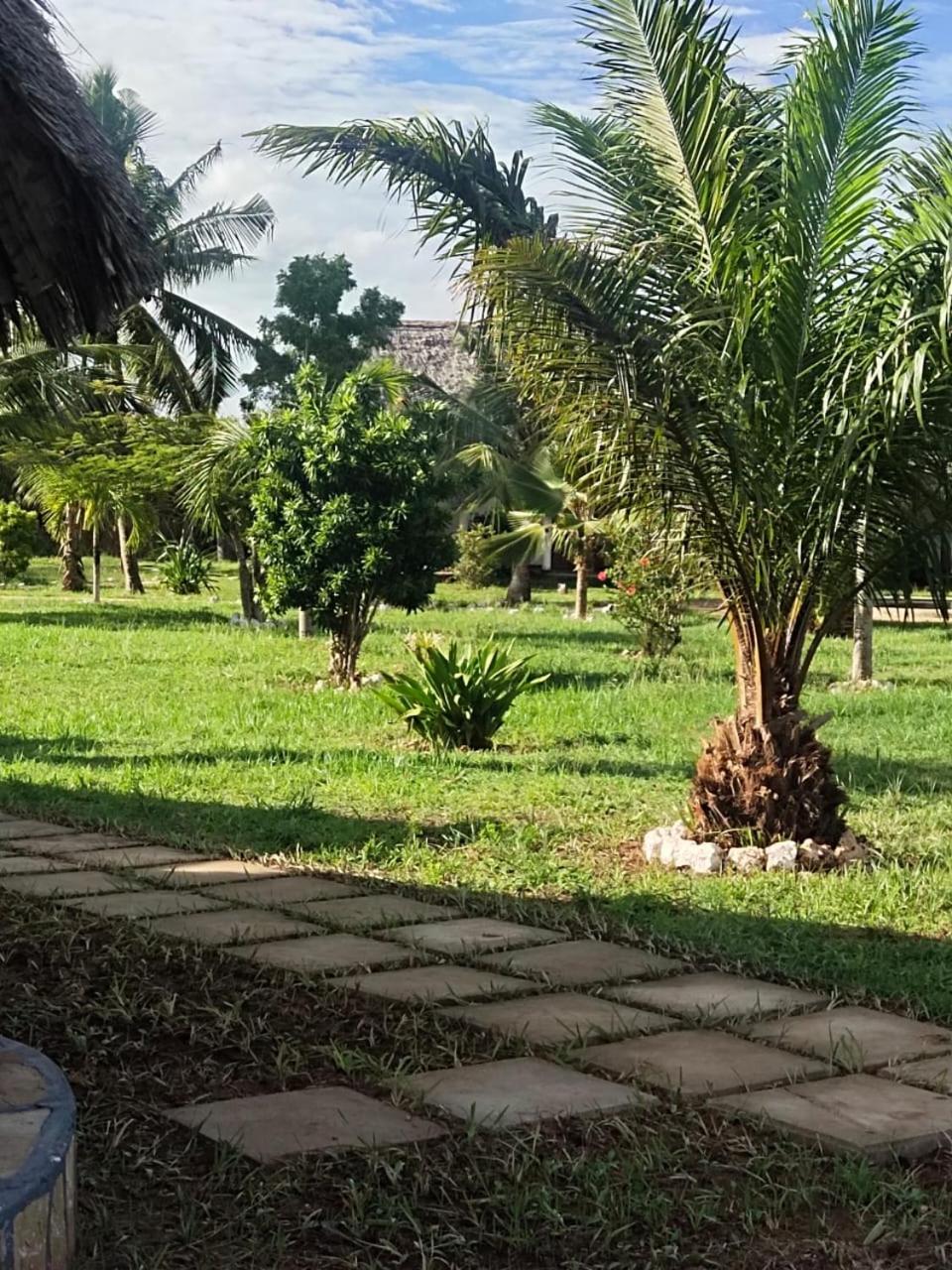 Sagwe Riviera Diani, Kenya