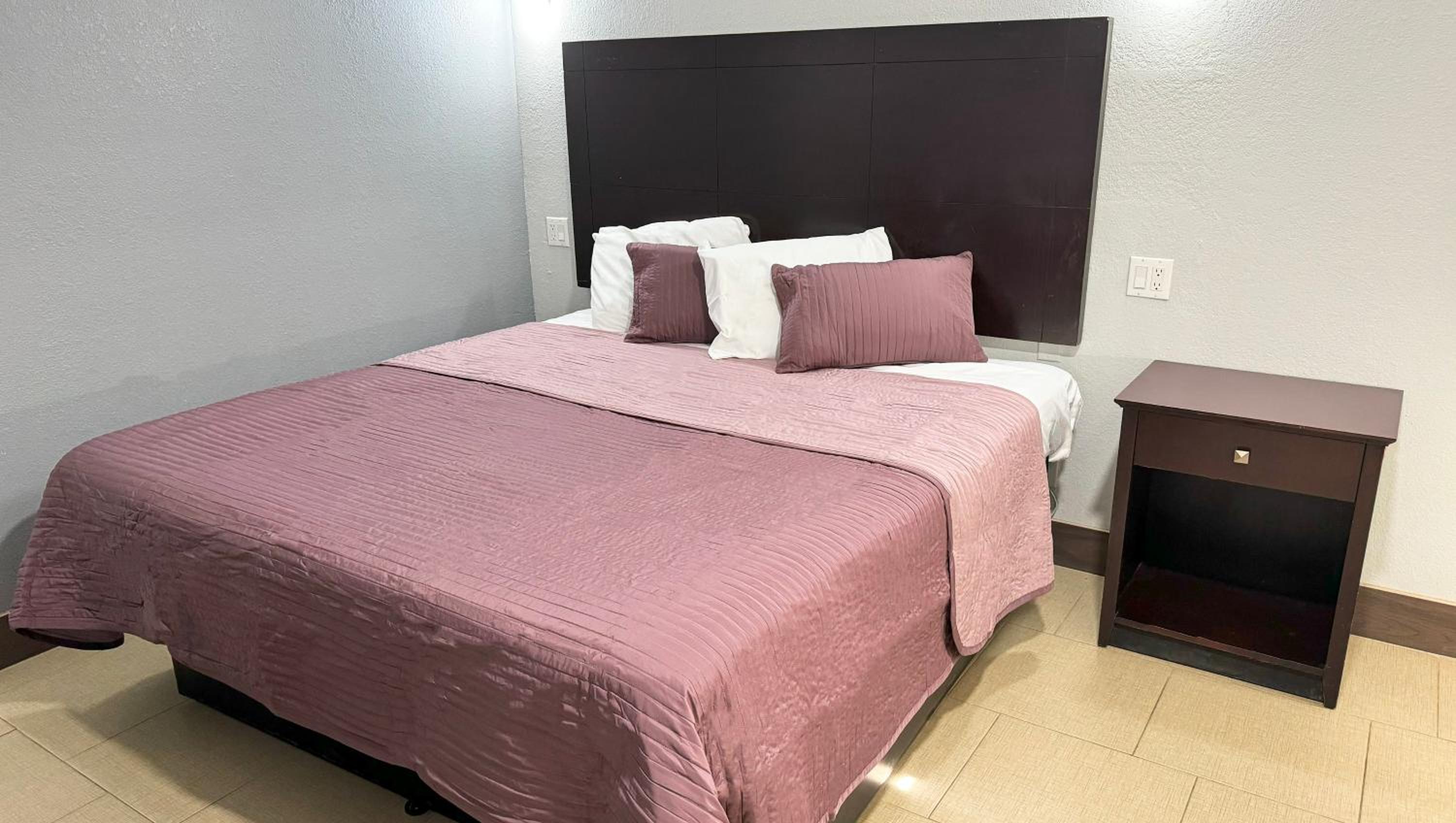 Xpress Inn & Extended Stays