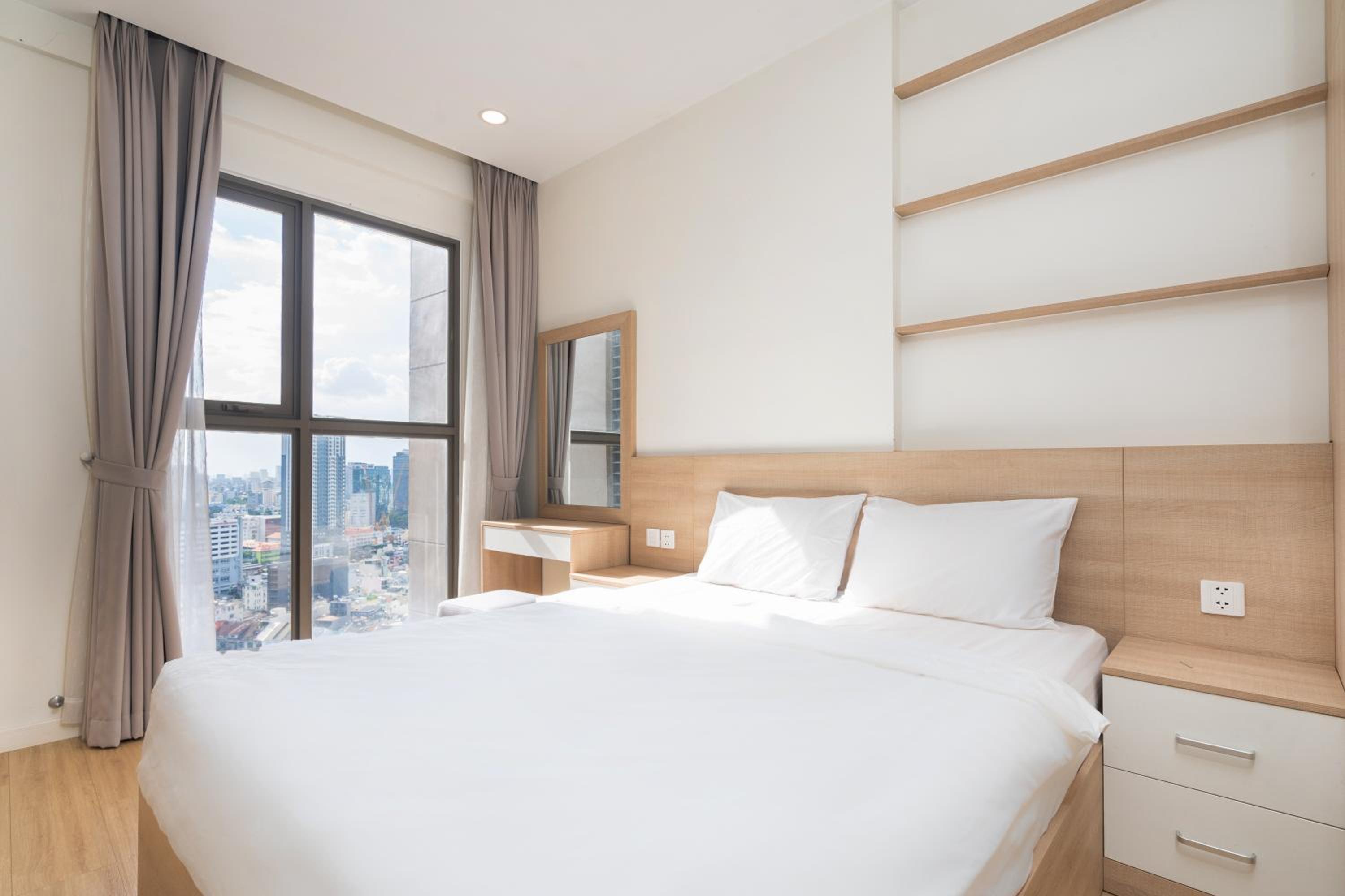 Helios Riverside Apartment