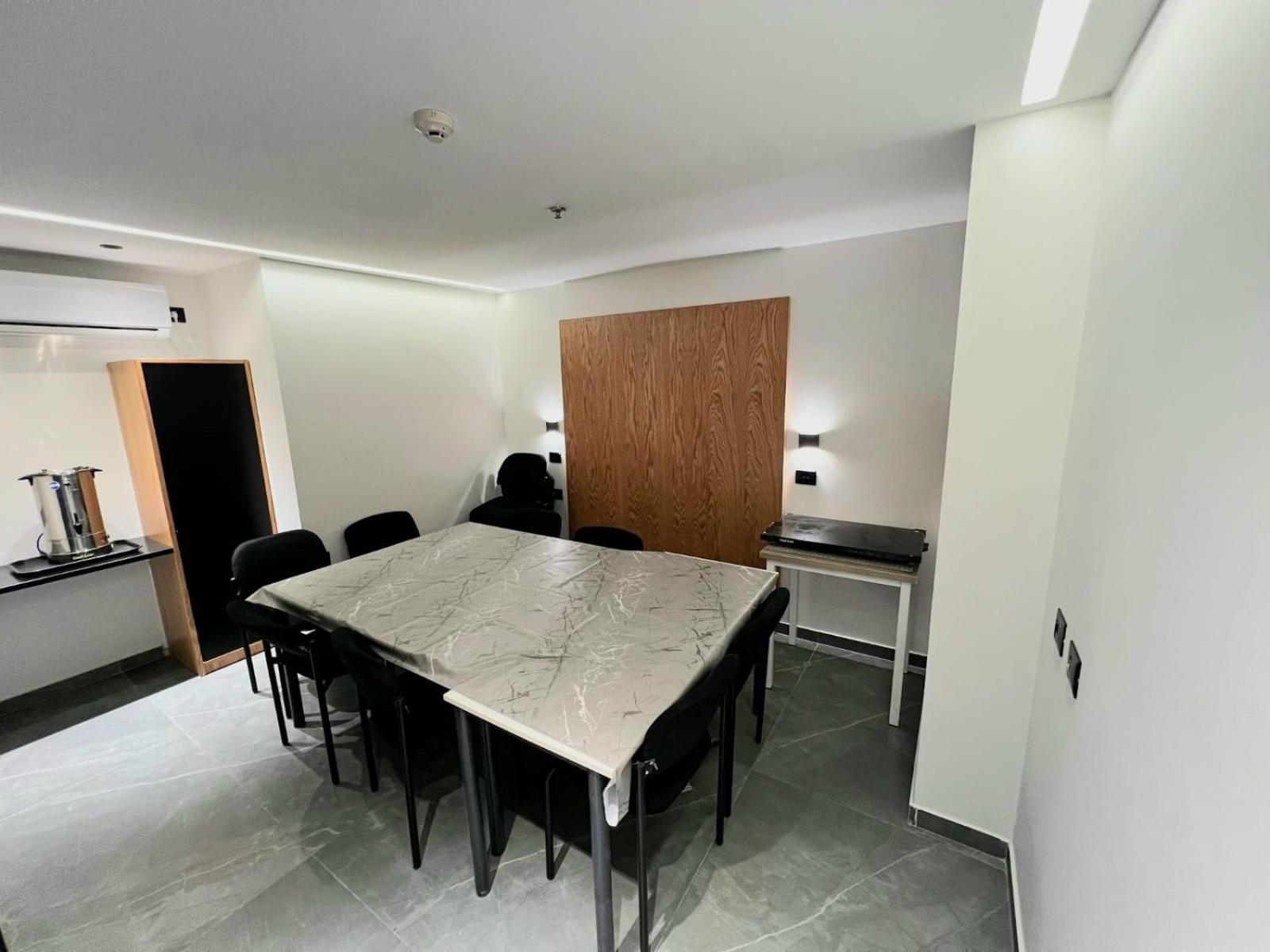 meeting & event spaces