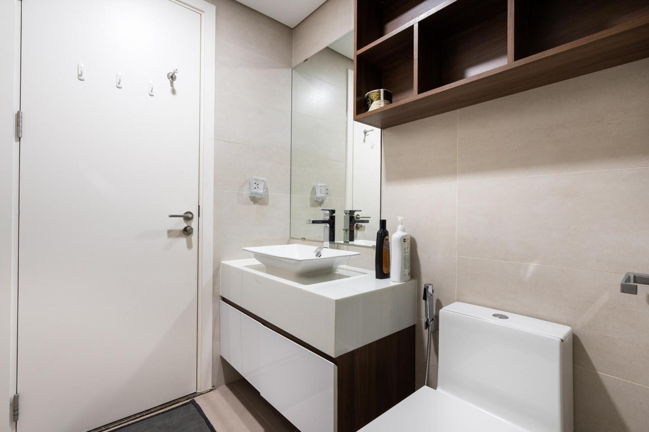 Helios Riverside Apartment