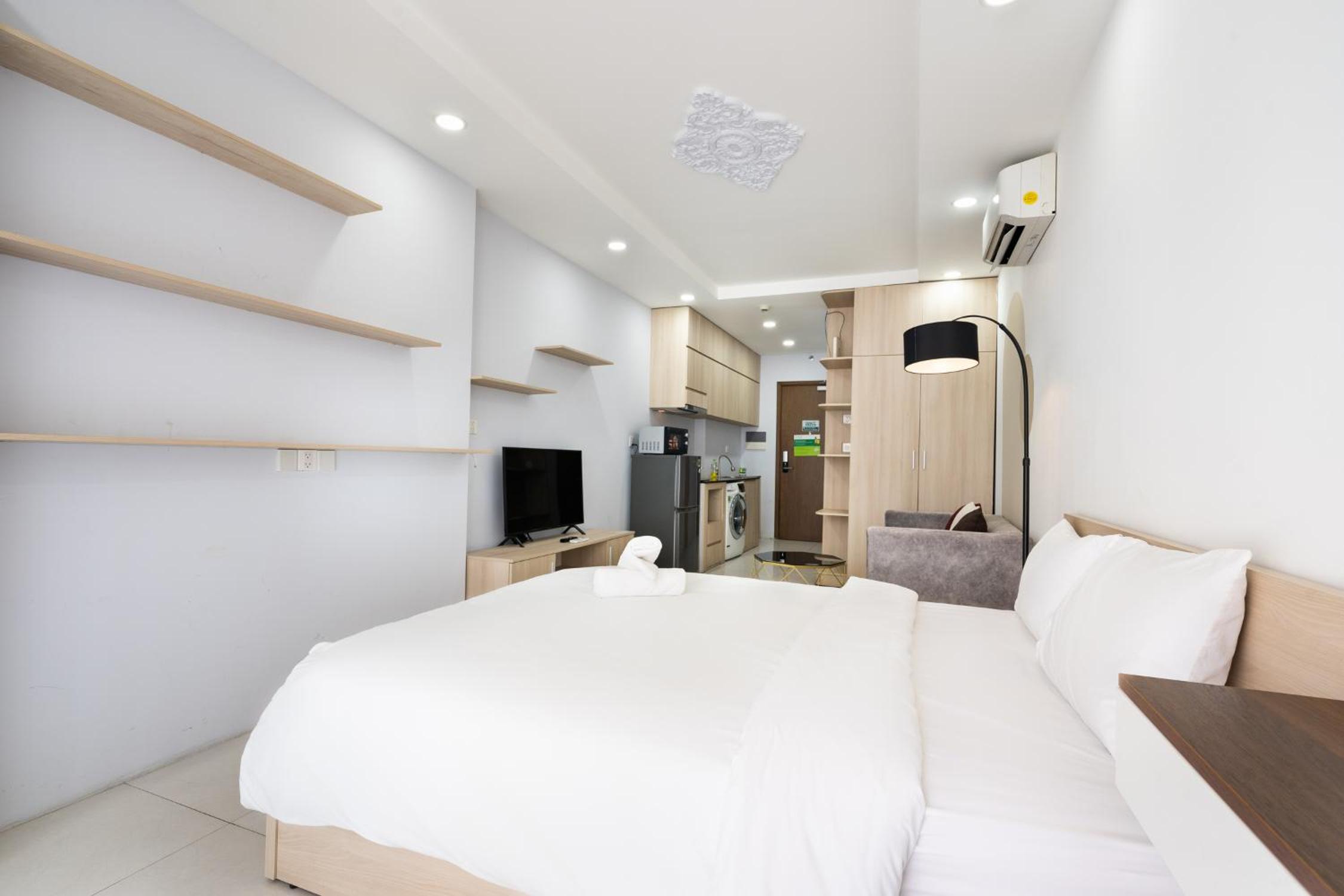 Helios Riverside Apartment