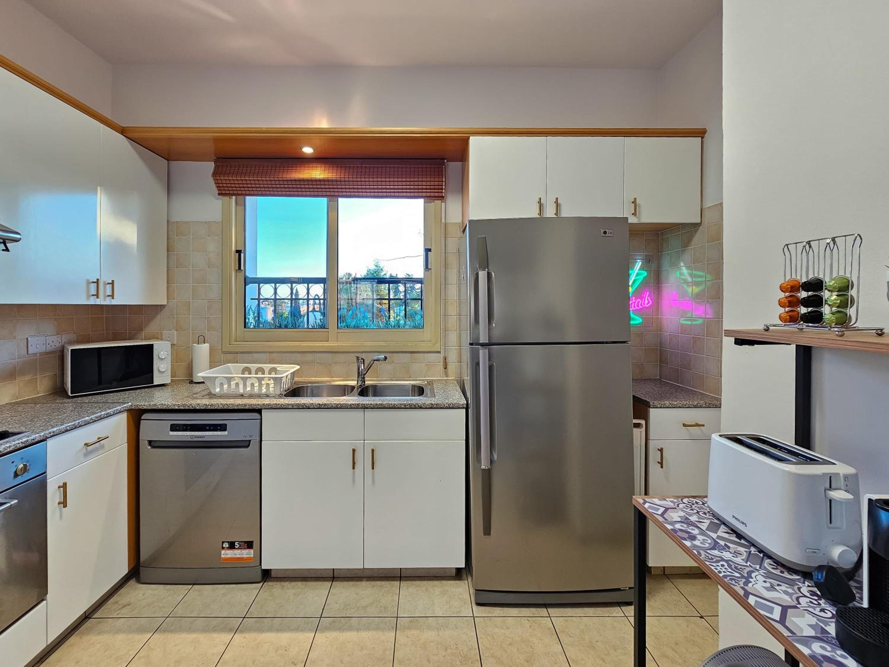 Aphrodites Pearl luxury 3 bed apartment