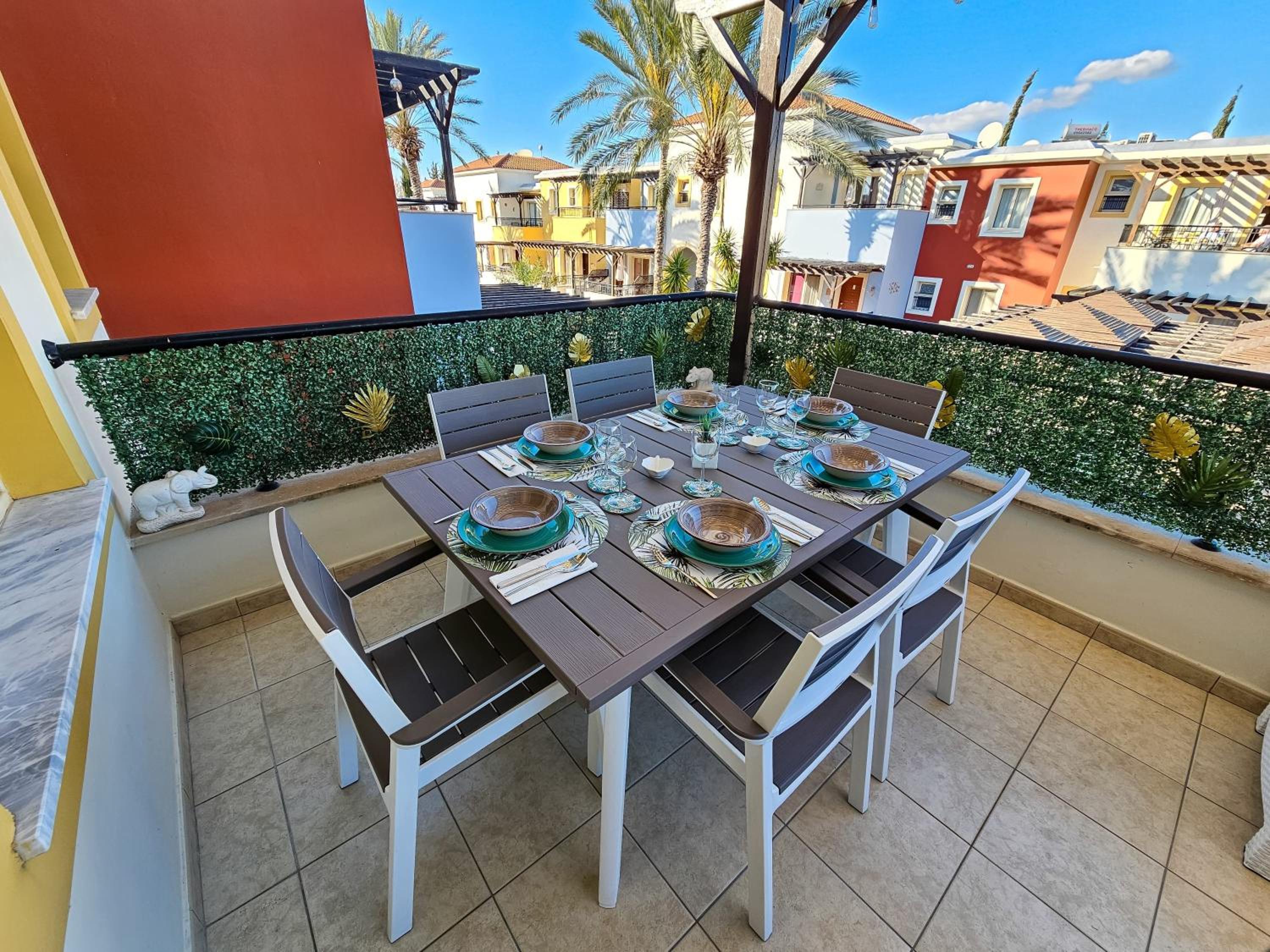 Aphrodites Pearl luxury 3 bed apartment