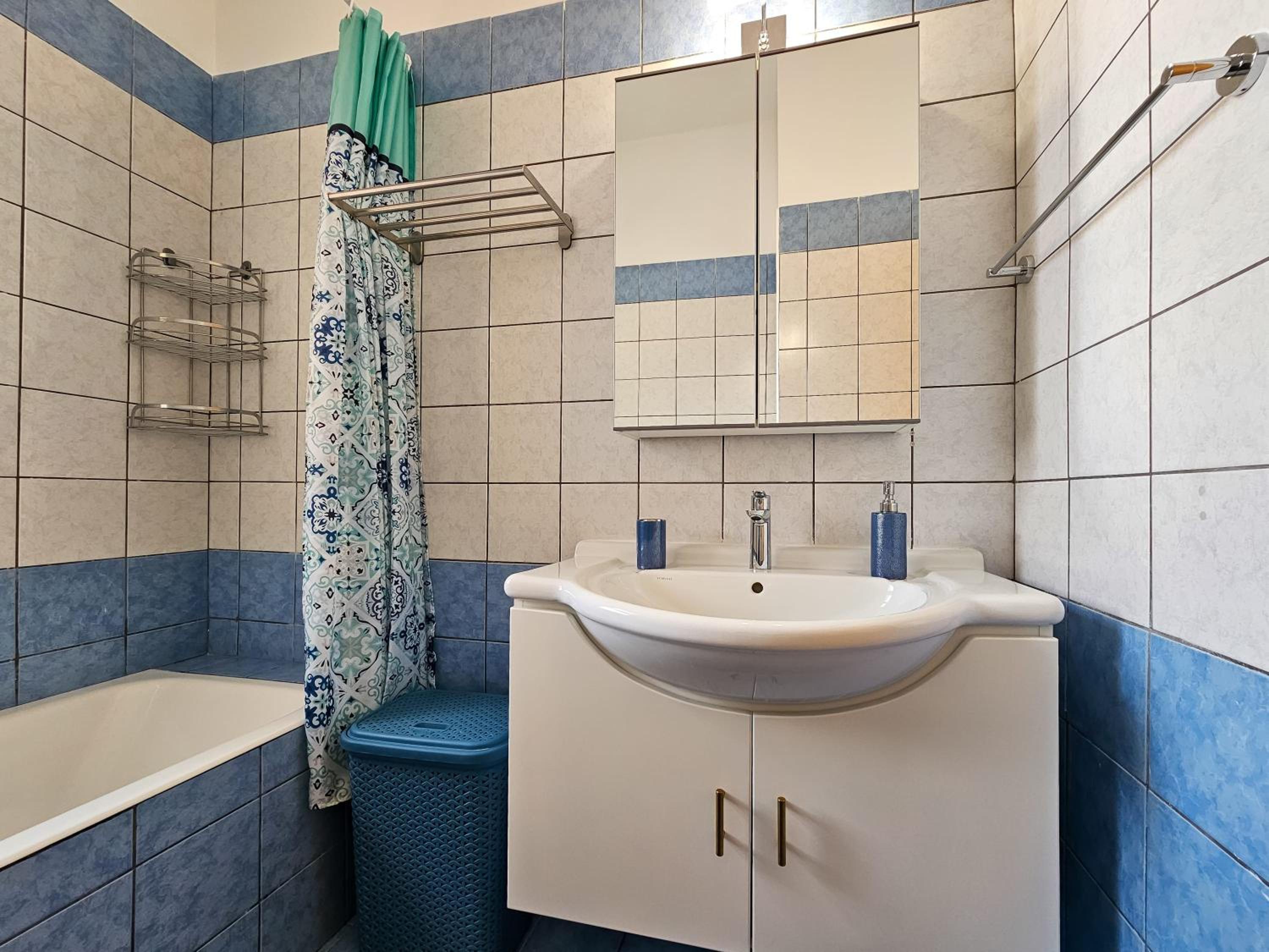 Aphrodites Pearl luxury 3 bed apartment