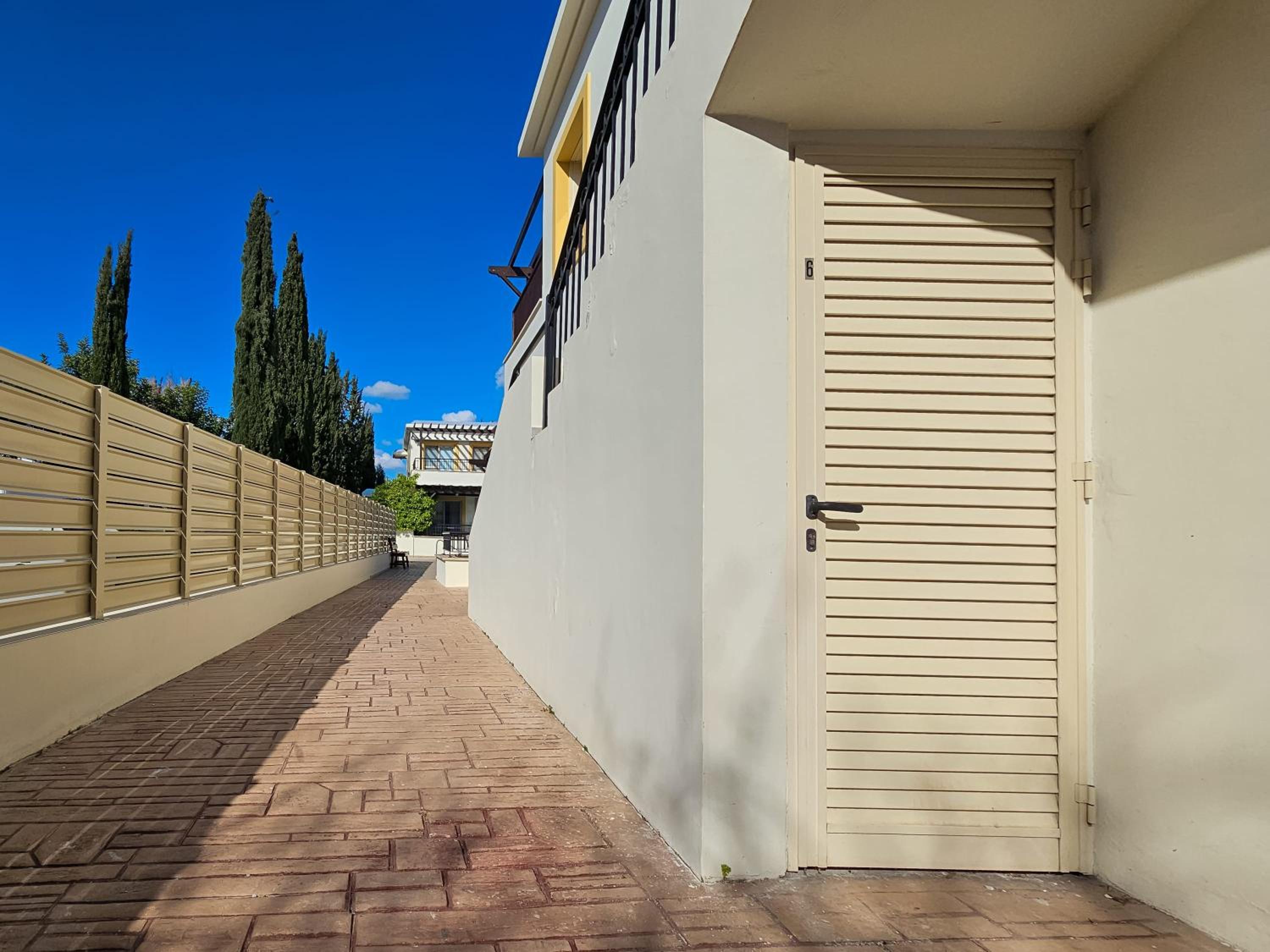 Aphrodites Pearl luxury 3 bed apartment