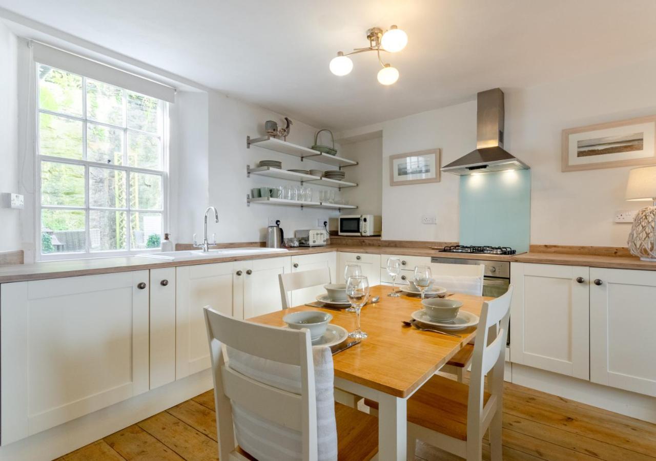 2 Bed in Fowey oc-m29077 view 2