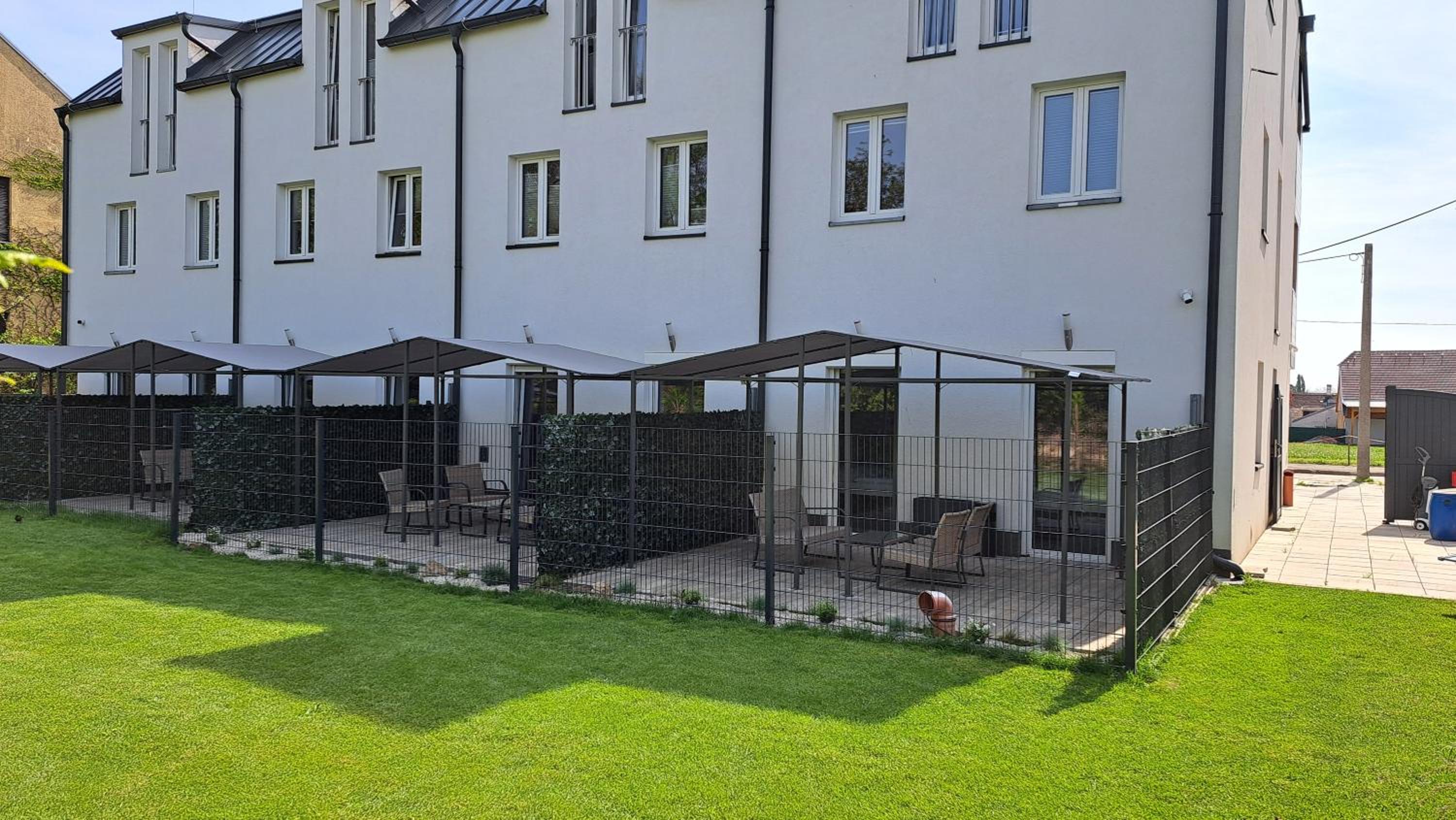 MH Apartments