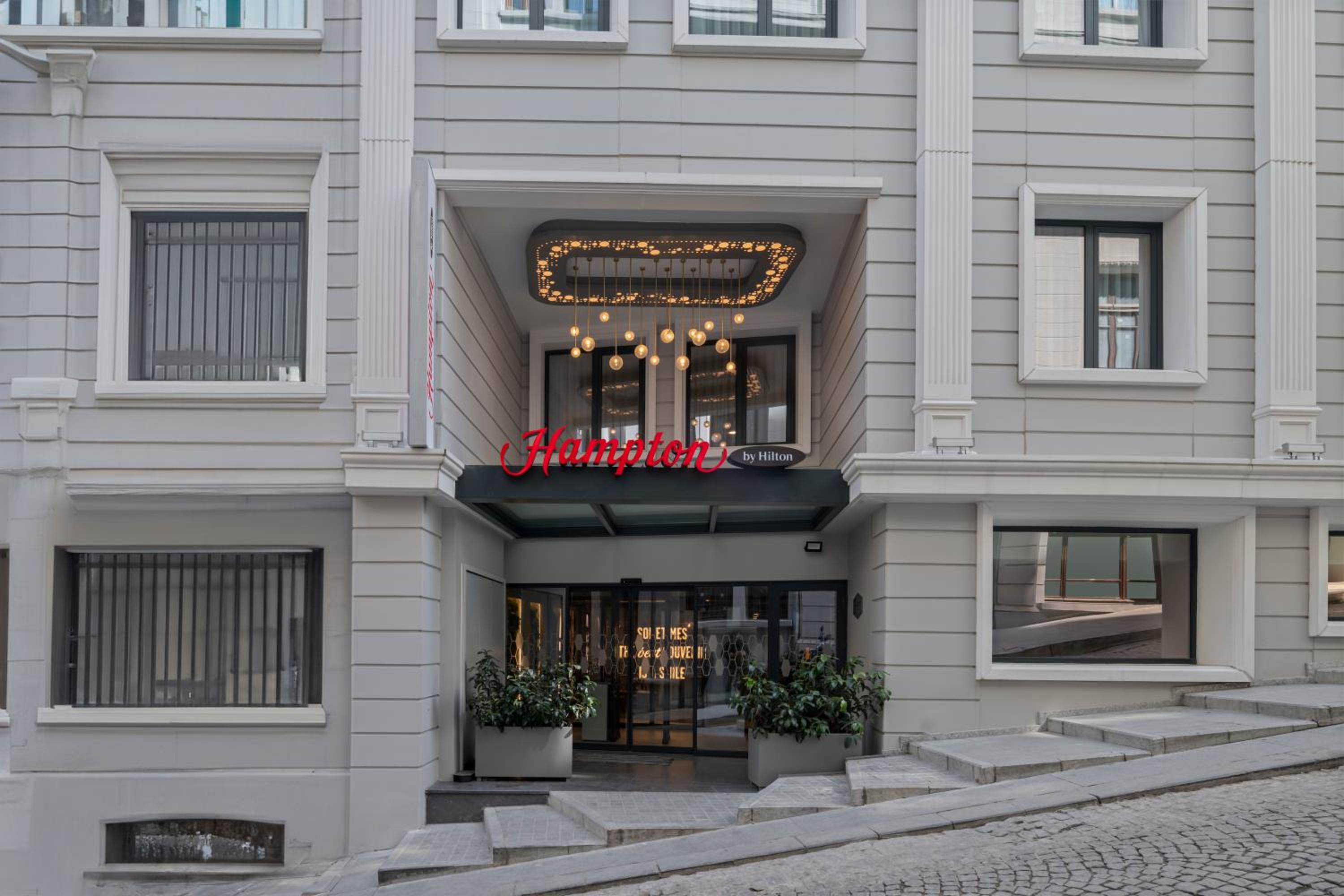 Hampton By Hilton İstanbul Sirkeci - Image 34