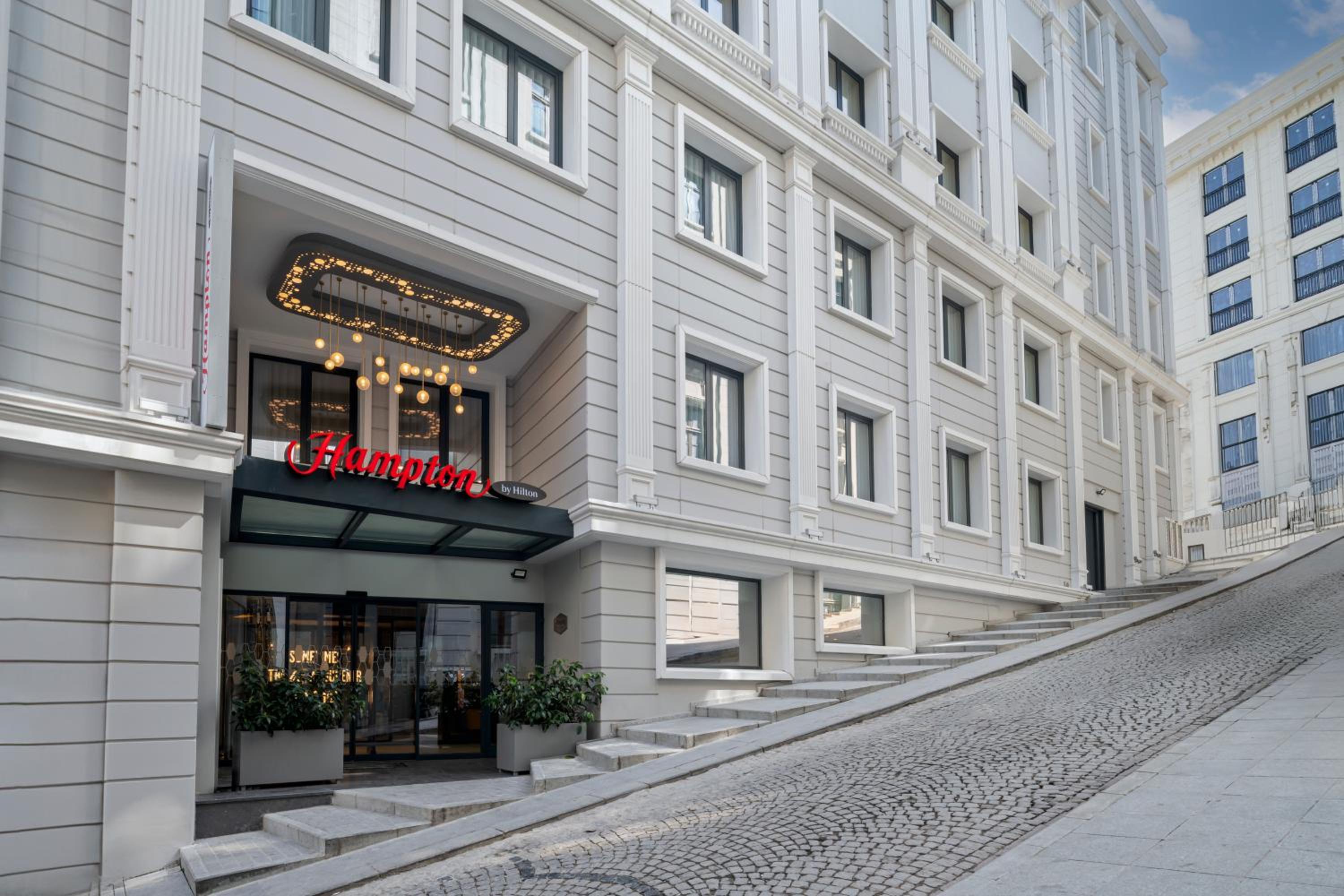 Hampton By Hilton İstanbul Sirkeci - Image 33