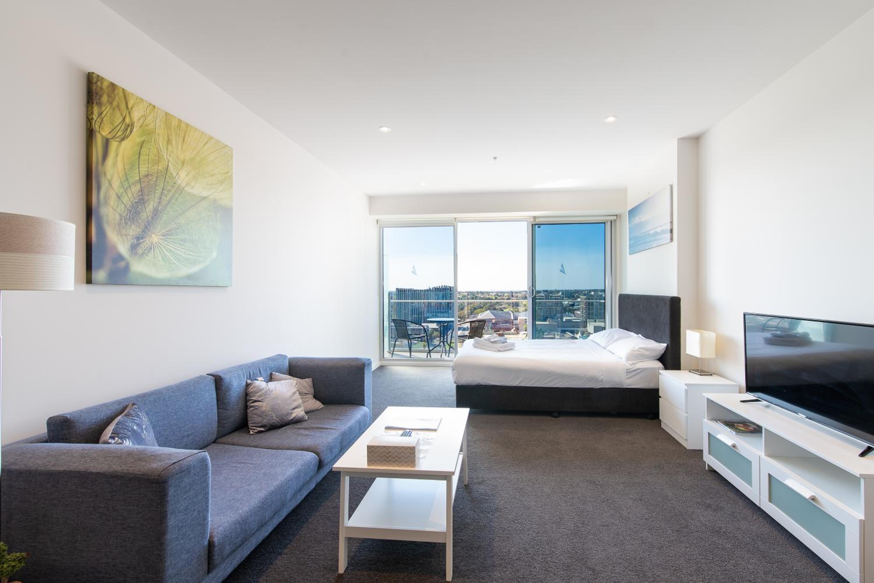Vision Apartments On Morphett with Parking