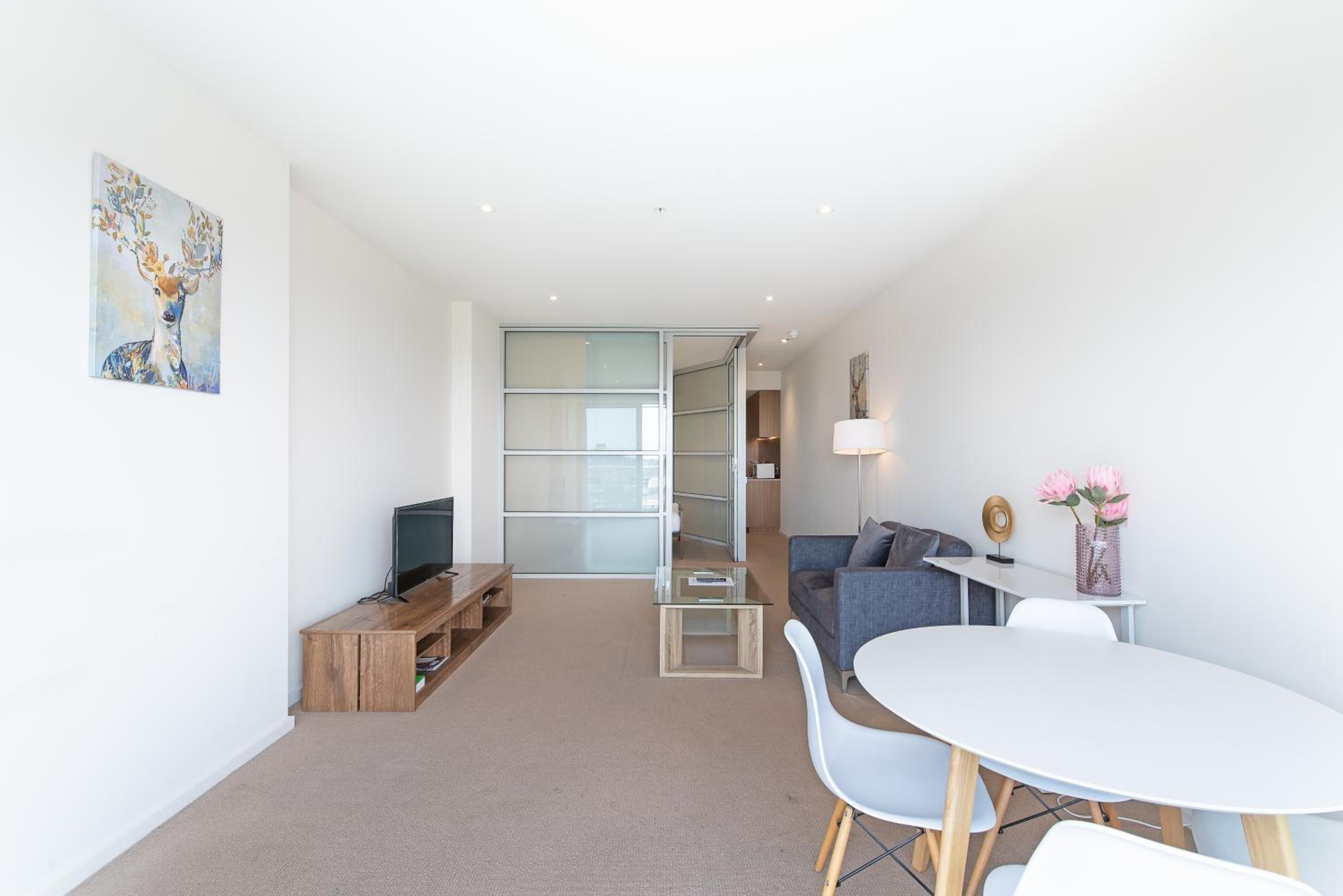 Vision Apartments On Morphett with Parking