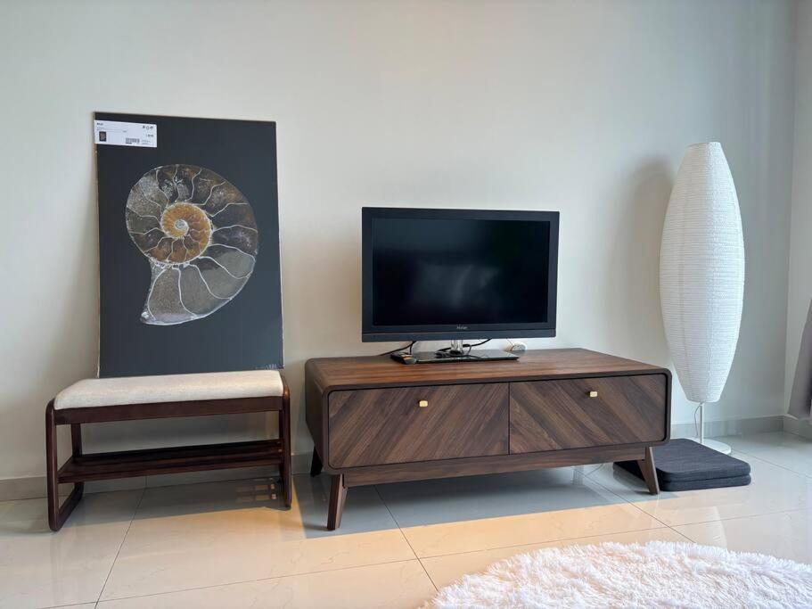 Comfort Living at Country Garden Central Park 1-4pax