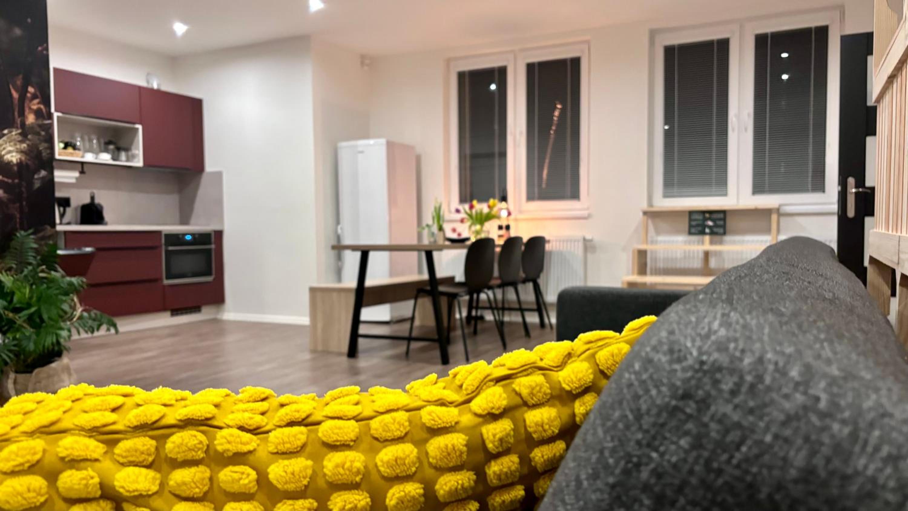 Remote Work Friendly Zahradní apartmán u jezera