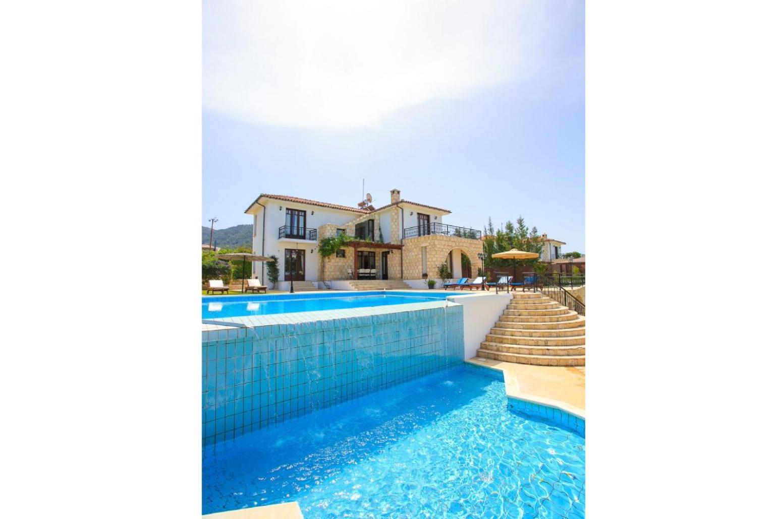 Villa Ariadne
