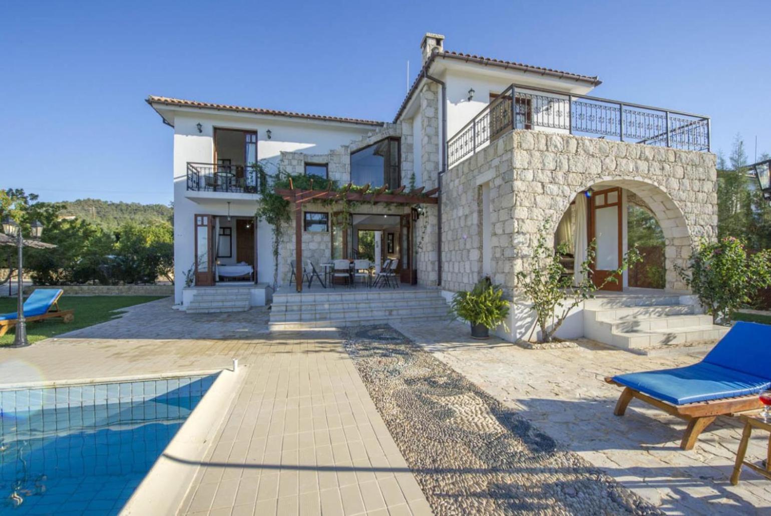 Villa Ariadne