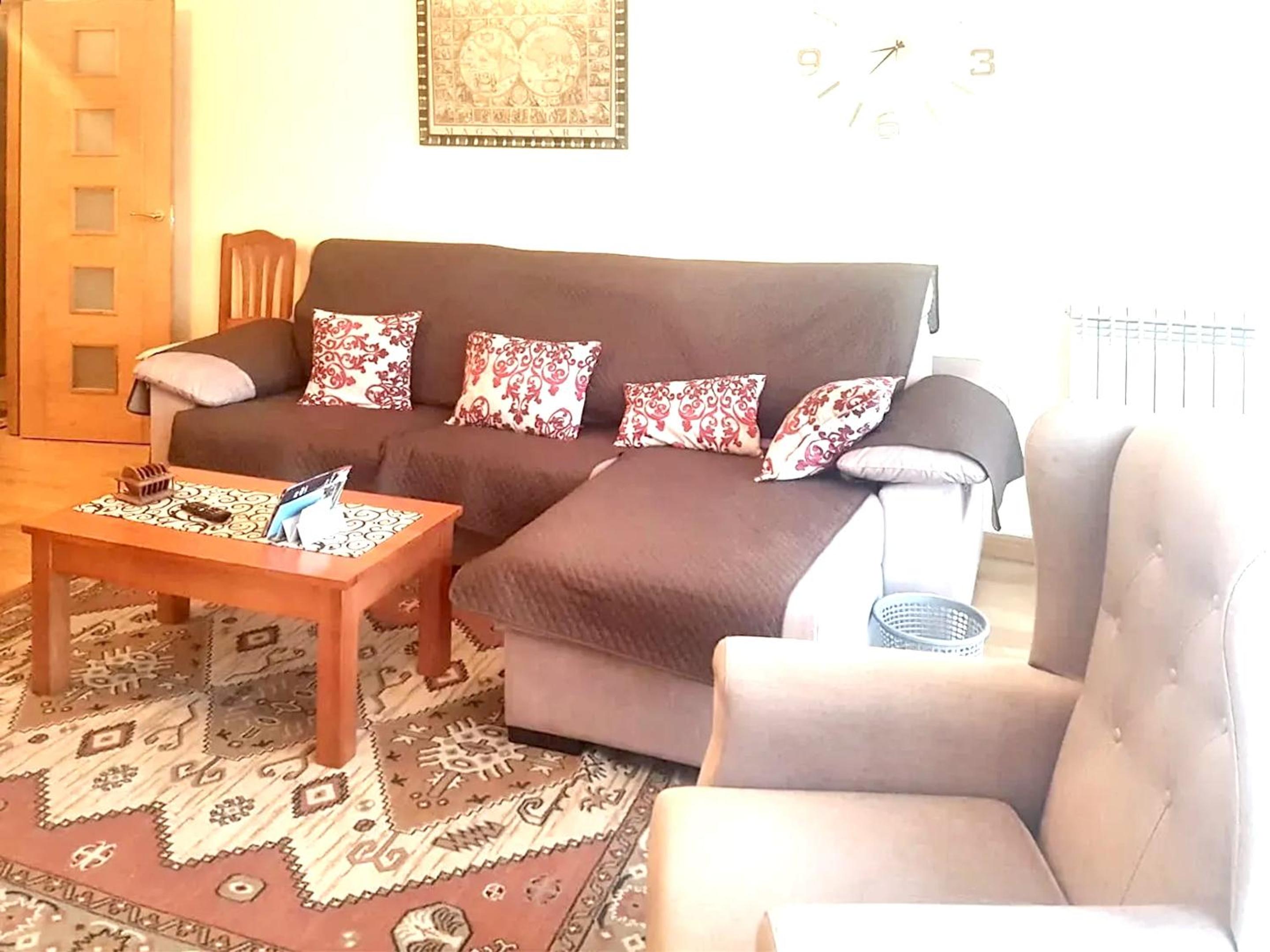 Comfortable Family Apartment in Cuenca Spain + Jacuzzi