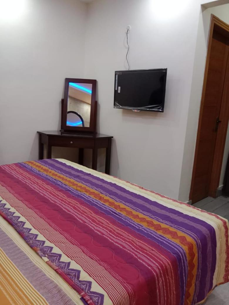 Beautiful Low Budget Apartment