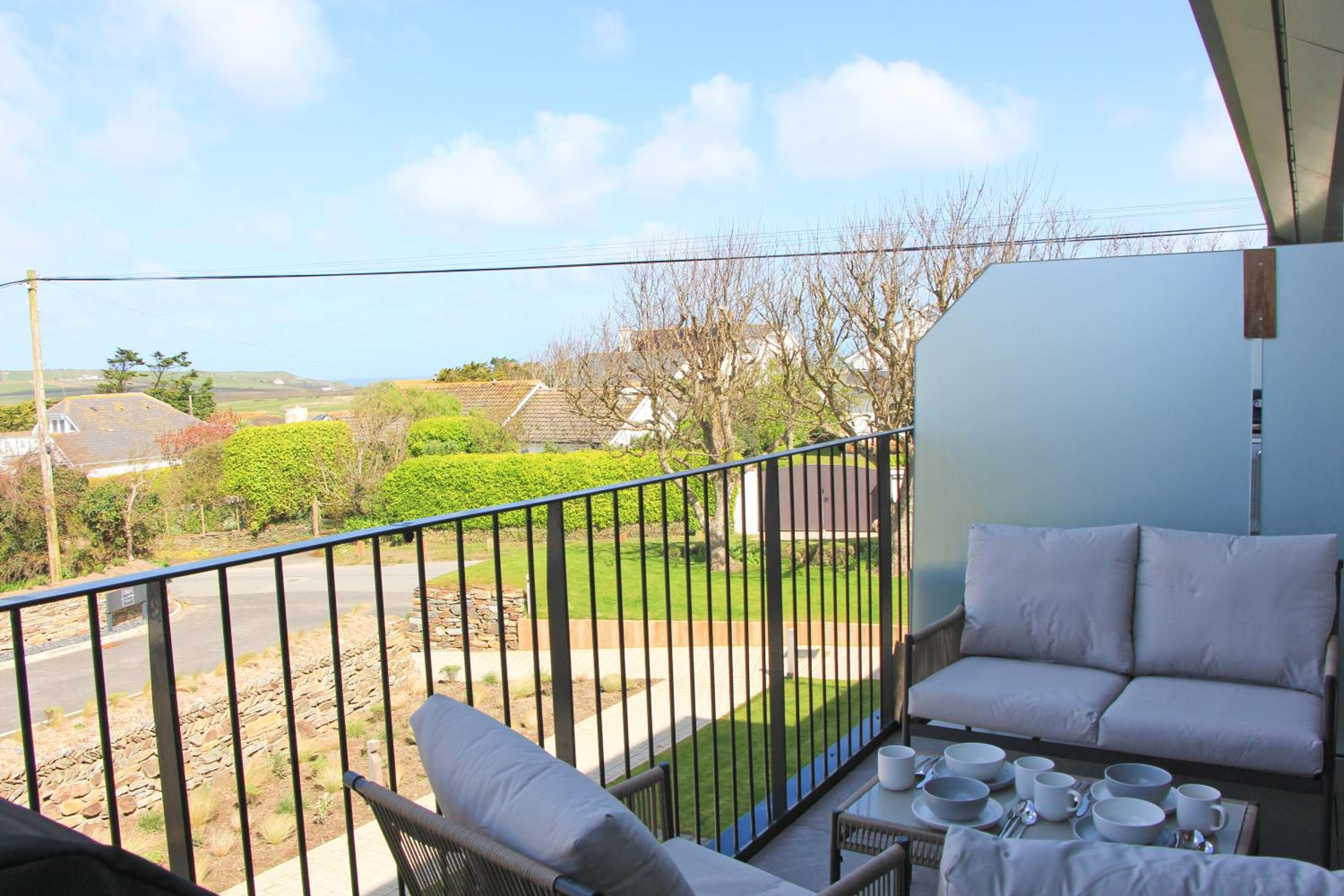 Coastal apartment sea views view 3