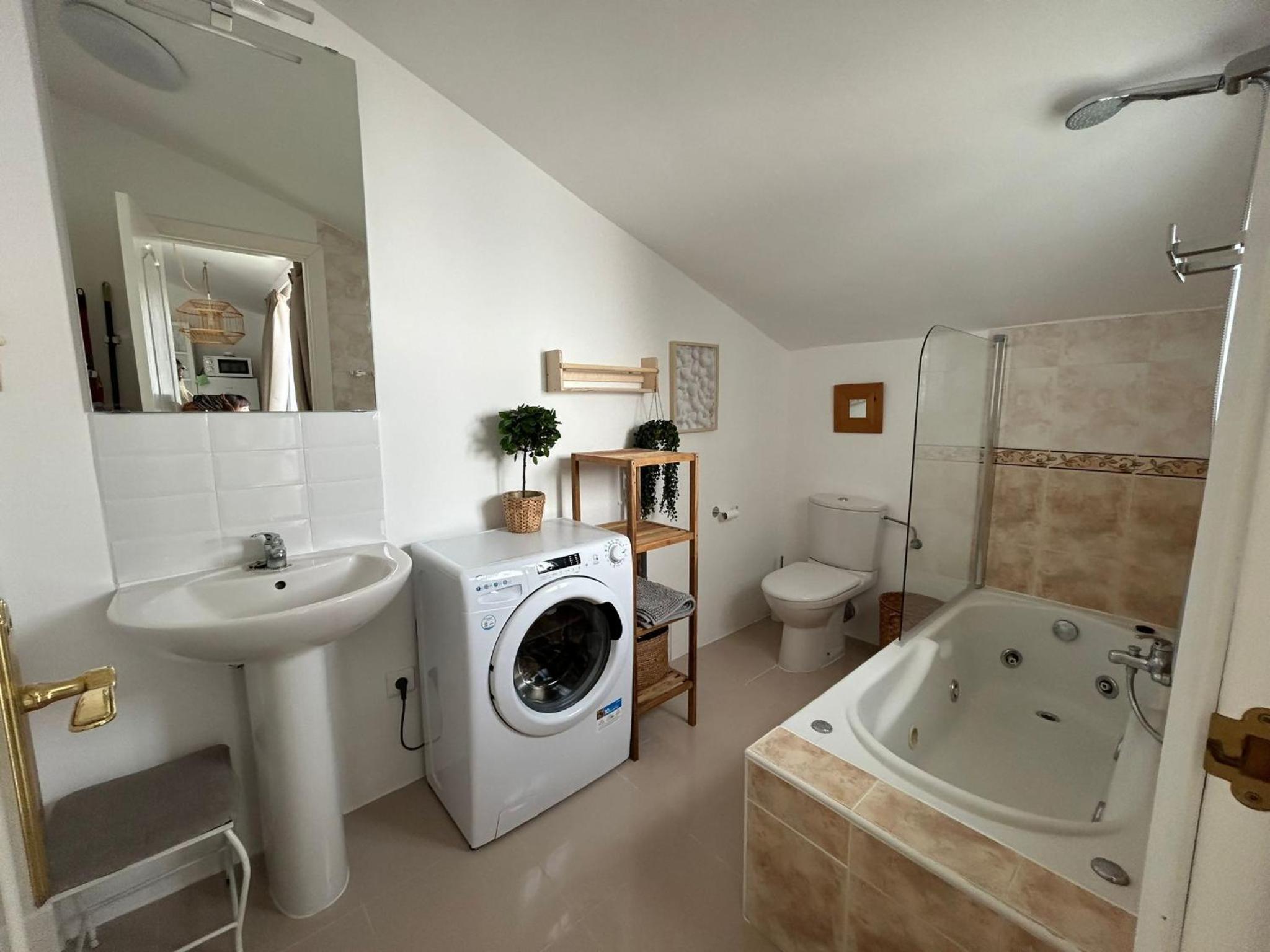 Acogedor apartamento con piscina en Benalmádena.