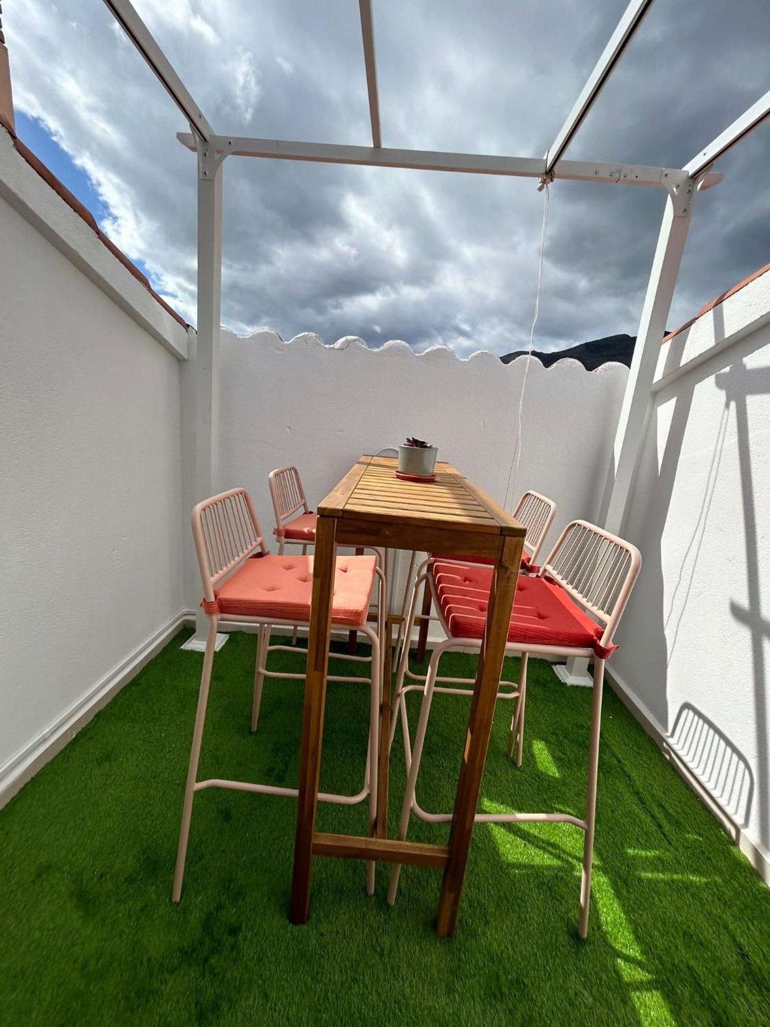 Acogedor apartamento con piscina en Benalmádena.