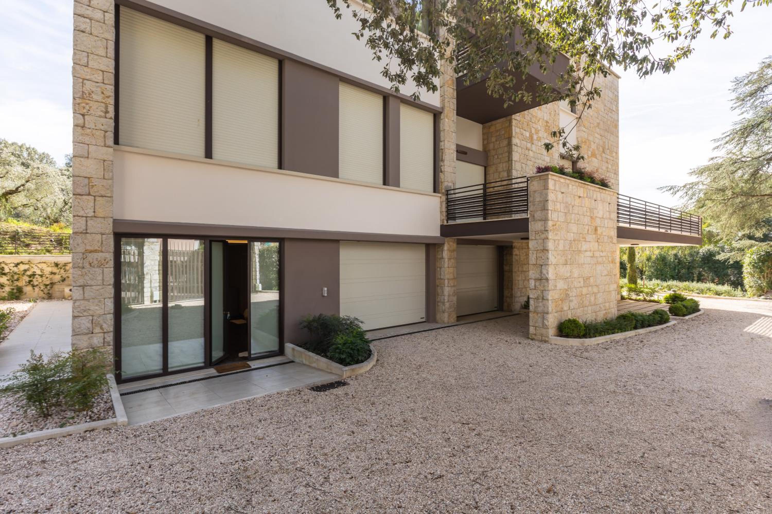 GuestHost - Exclusive Perugia Getaway - Apartments with Shared Pool & Parking view 5