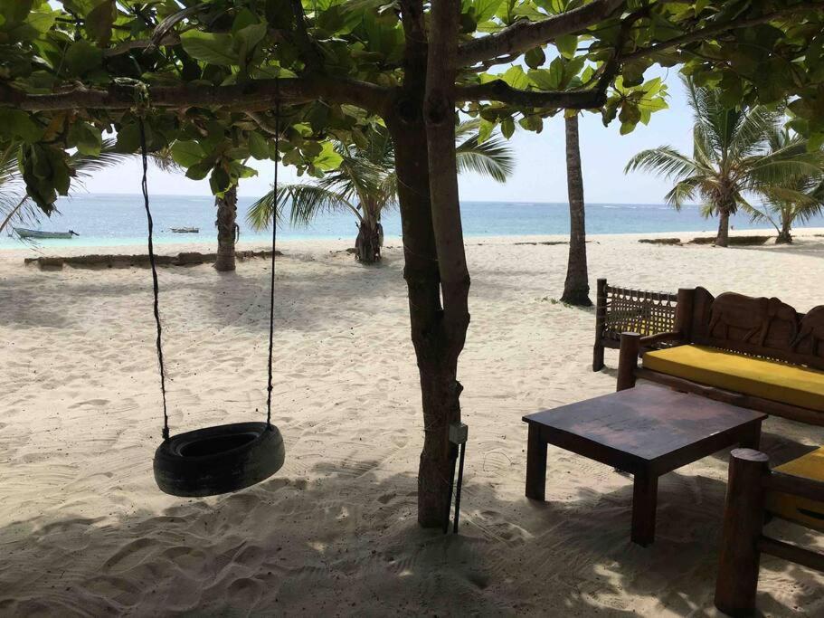 Ukunda Vacations - Golden Beachfront Apartment Diani - Property Image 5