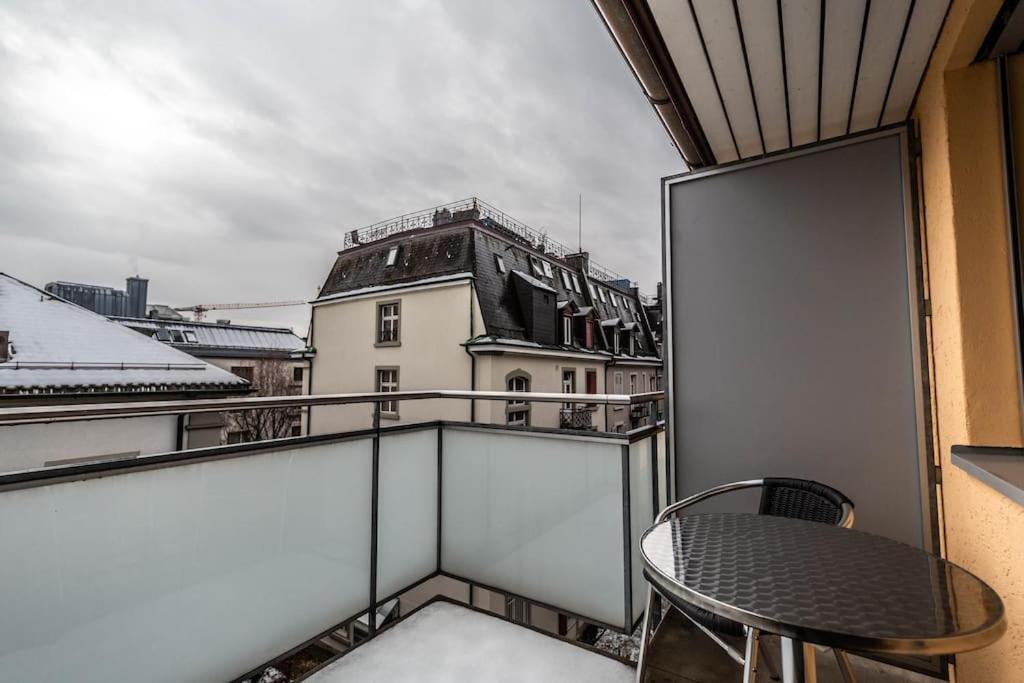 Executive 2 bedroom flat / city center (Hösch 5)