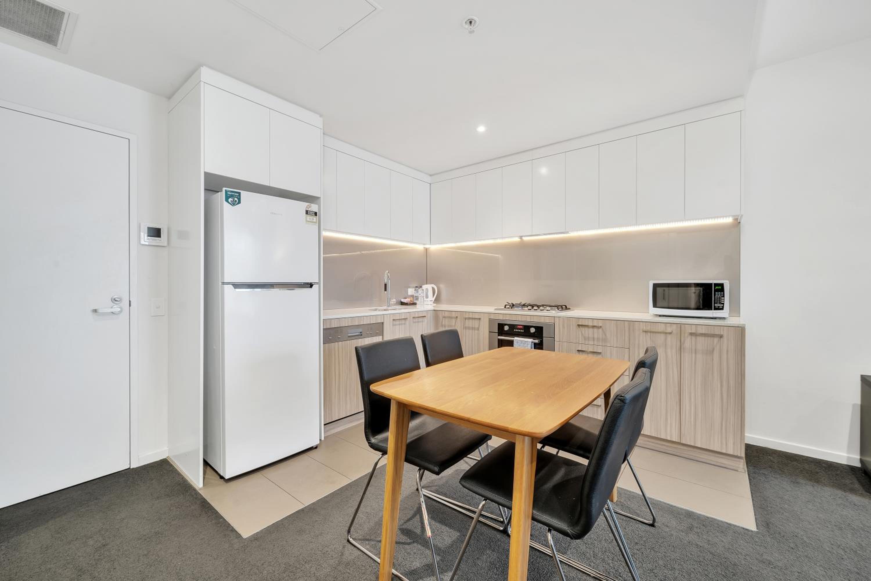 Vision Apartments On Morphett with Parking