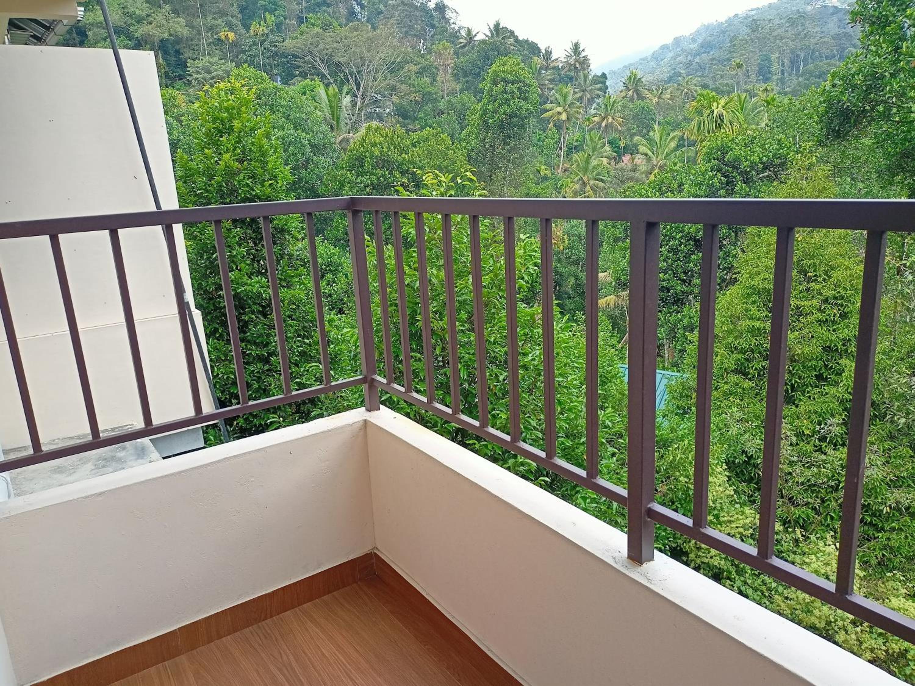 Bougain Villa Munnar